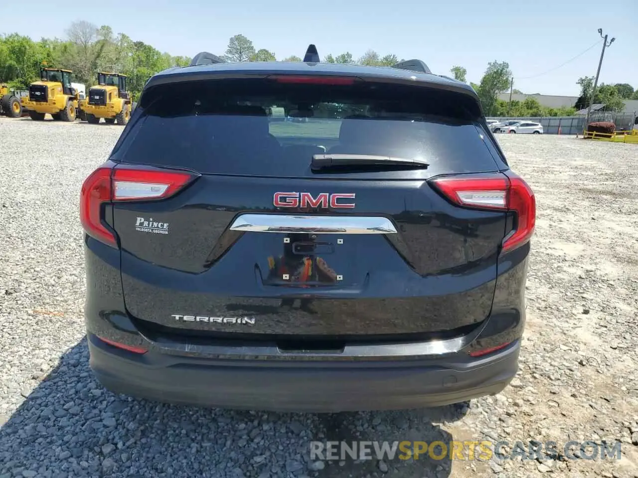 6 Photograph of a damaged car 3GKALMEG8RL102661 GMC TERRAIN 2024