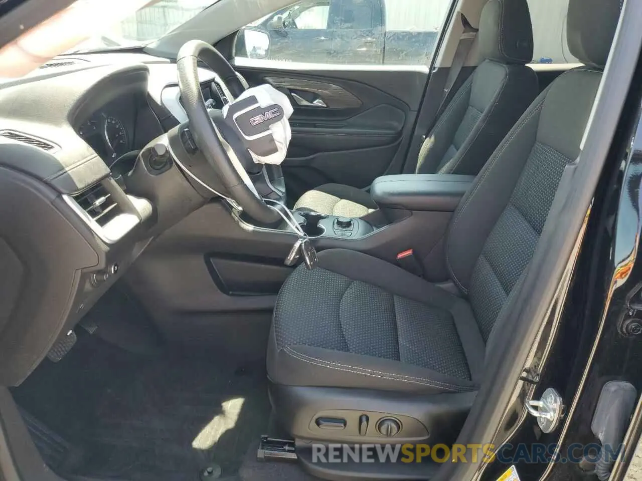 7 Photograph of a damaged car 3GKALMEG8RL102661 GMC TERRAIN 2024