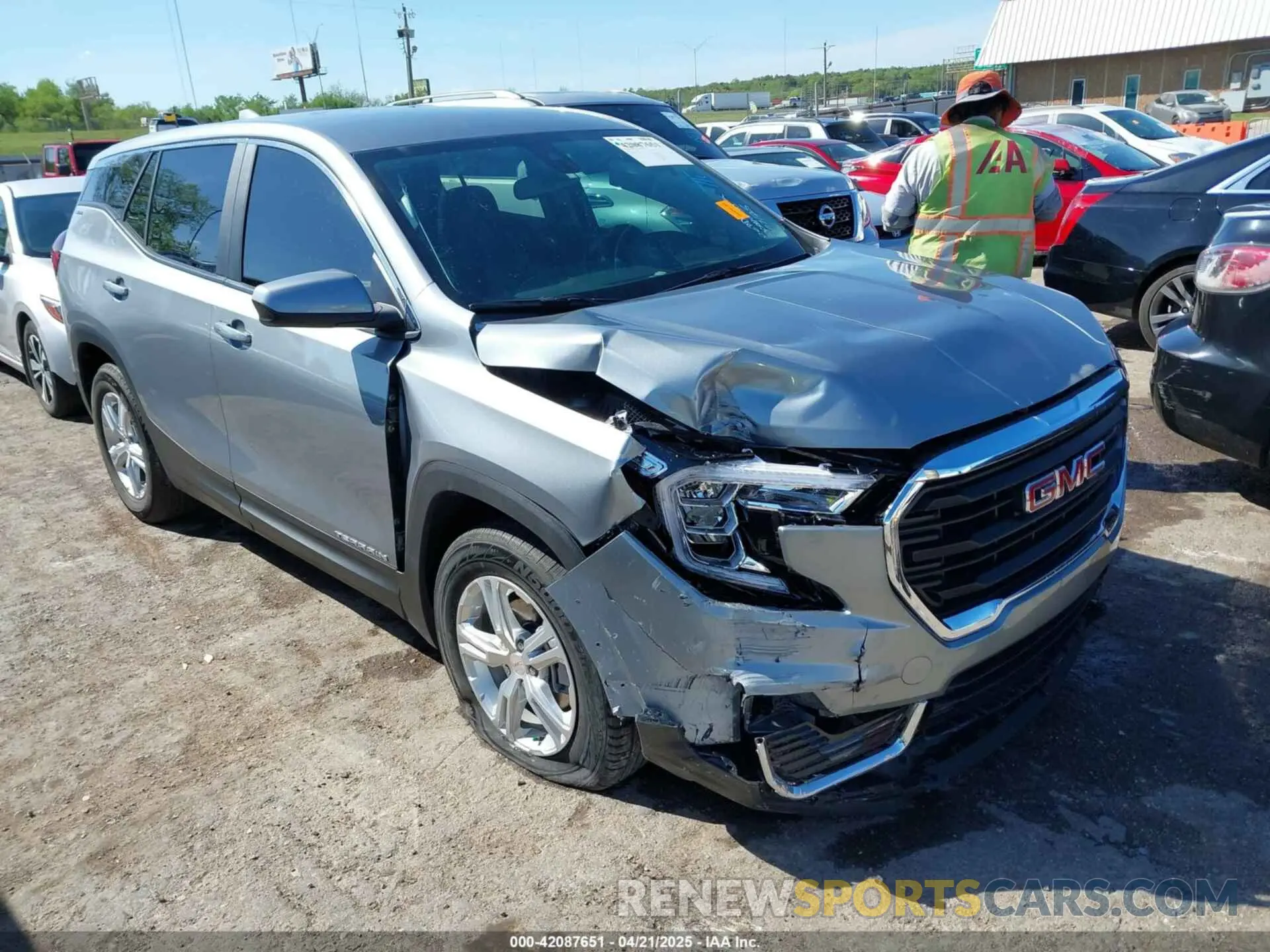 1 Photograph of a damaged car 3GKALMEG8RL217776 GMC TERRAIN 2024