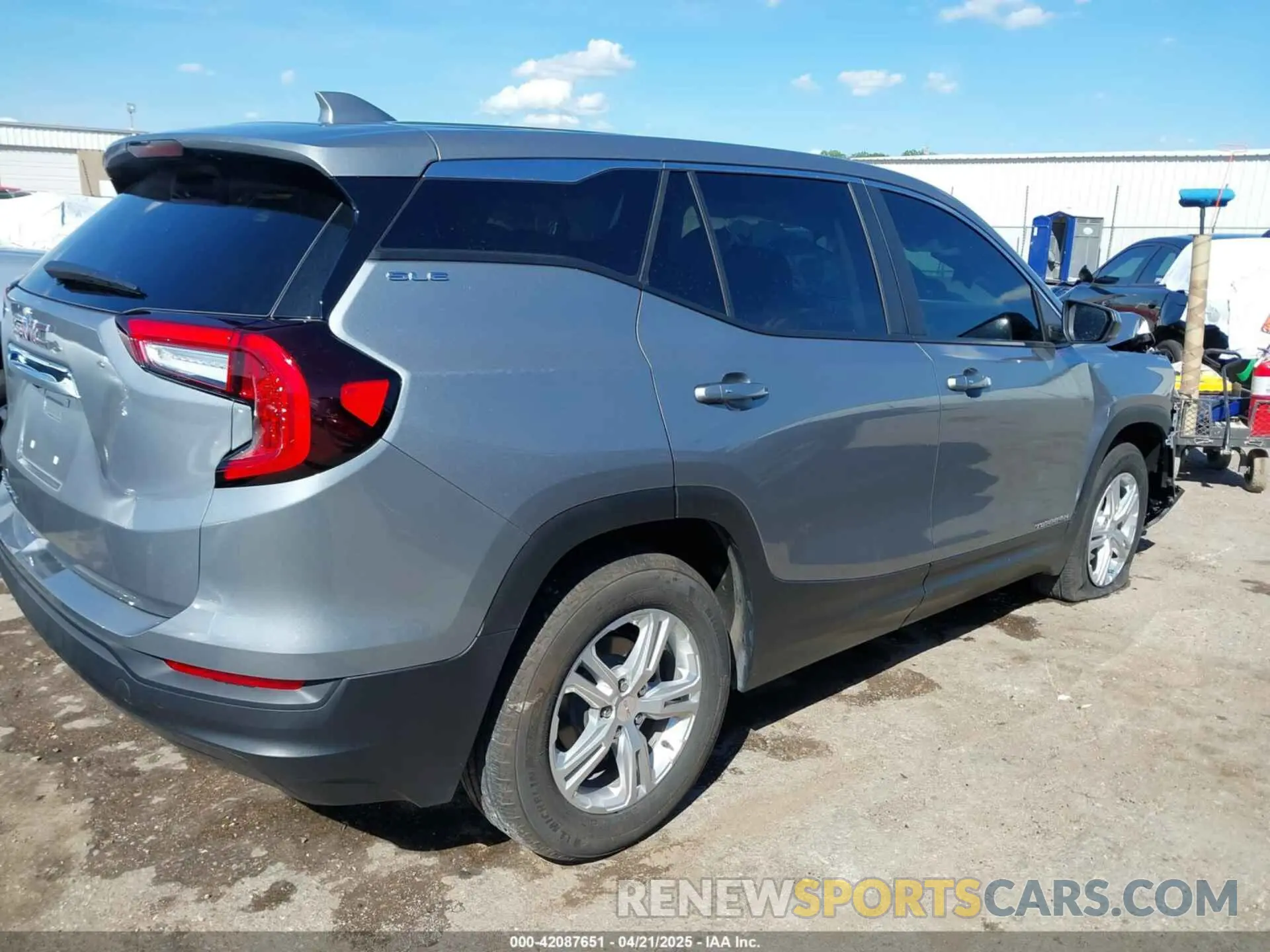 13 Photograph of a damaged car 3GKALMEG8RL217776 GMC TERRAIN 2024