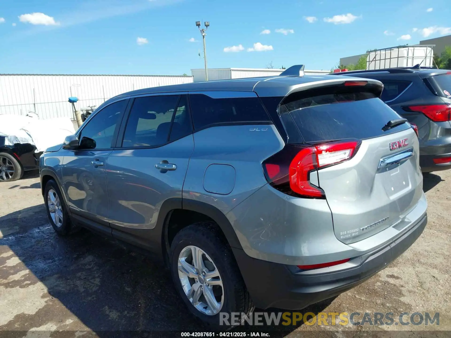 14 Photograph of a damaged car 3GKALMEG8RL217776 GMC TERRAIN 2024
