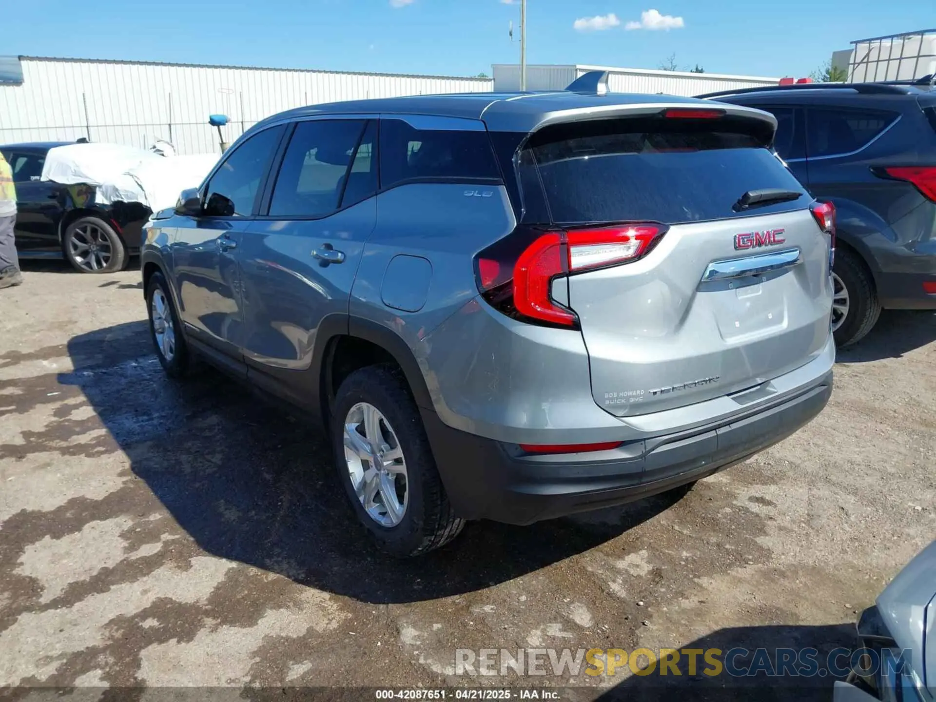 3 Photograph of a damaged car 3GKALMEG8RL217776 GMC TERRAIN 2024