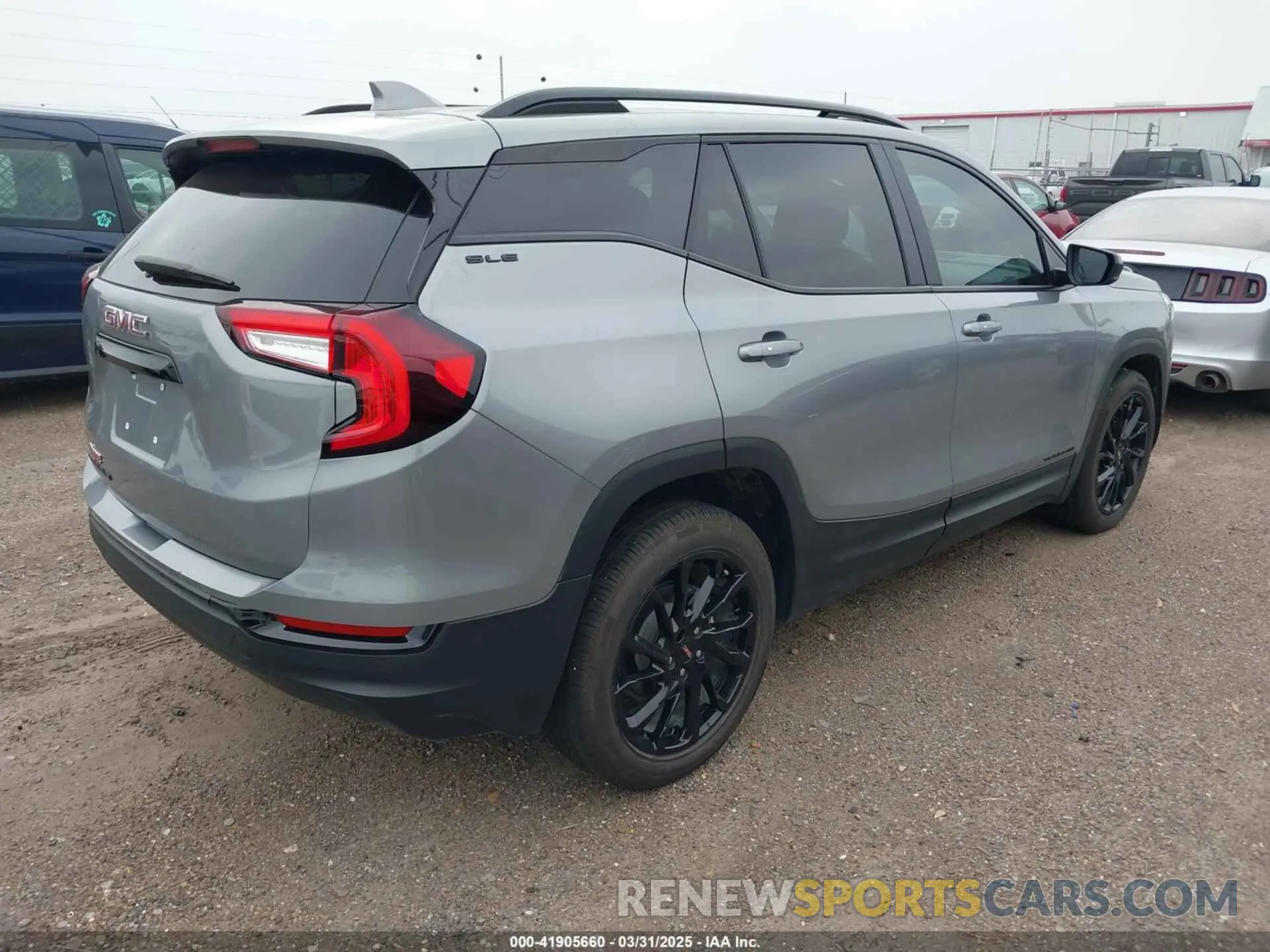 4 Photograph of a damaged car 3GKALMEG8RL269019 GMC TERRAIN 2024