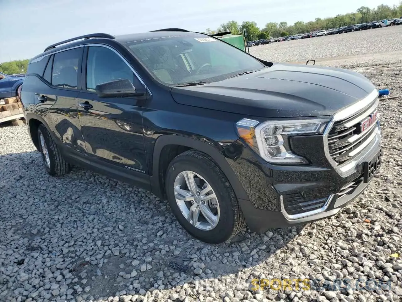 4 Photograph of a damaged car 3GKALMEG8RL349761 GMC TERRAIN 2024