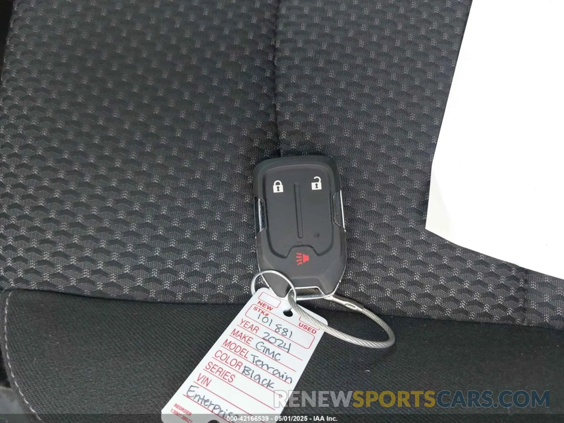 11 Photograph of a damaged car 3GKALMEG8RL363871 GMC TERRAIN 2024