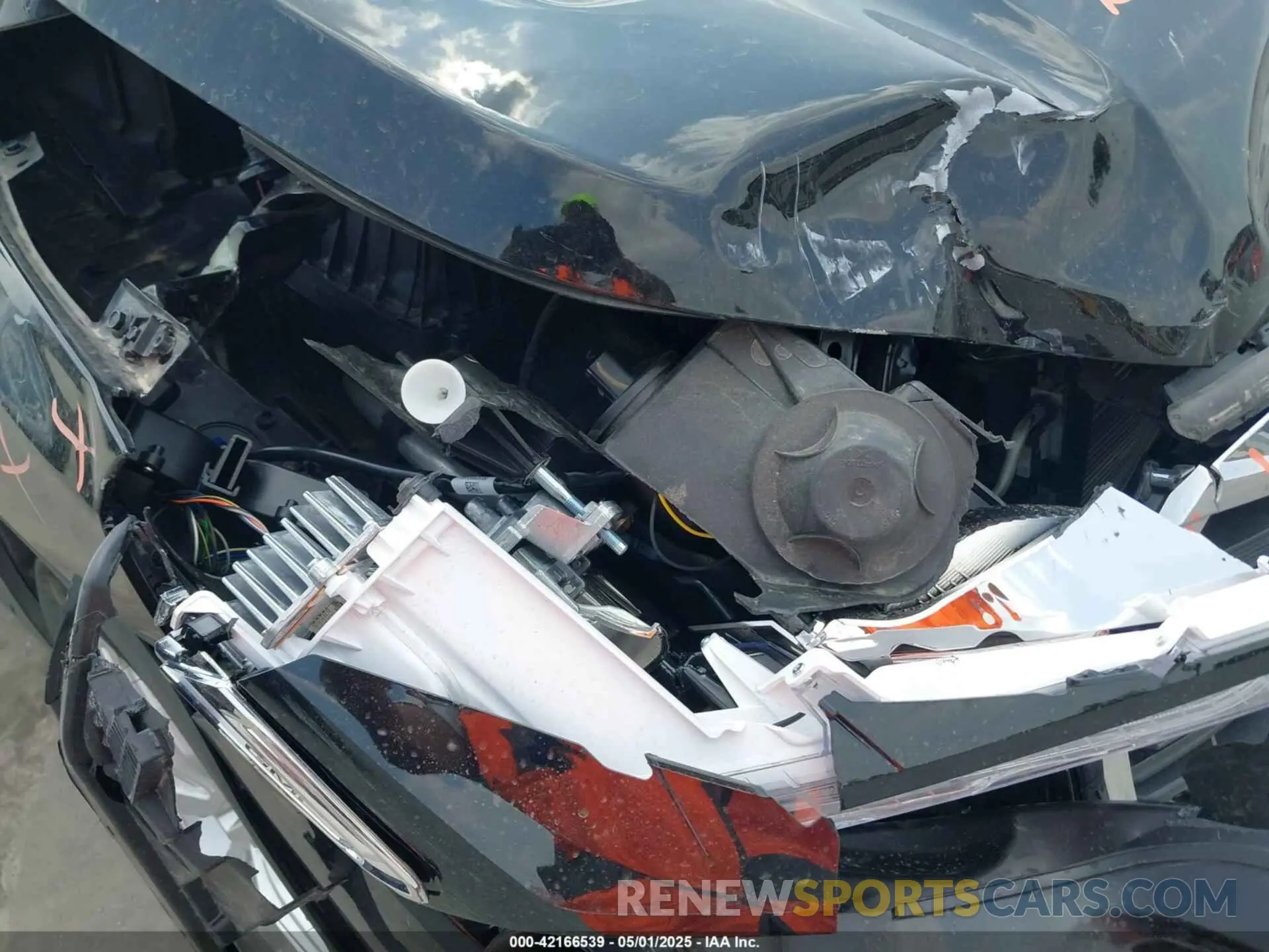 19 Photograph of a damaged car 3GKALMEG8RL363871 GMC TERRAIN 2024