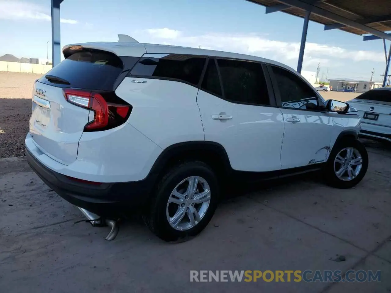 3 Photograph of a damaged car 3GKALMEG8RL382145 GMC TERRAIN 2024