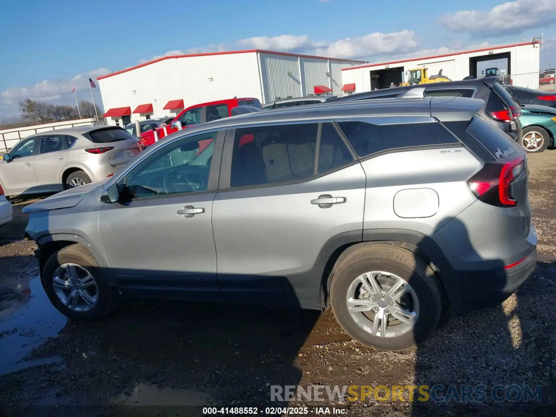 15 Photograph of a damaged car 3GKALMEG9RL305719 GMC TERRAIN 2024