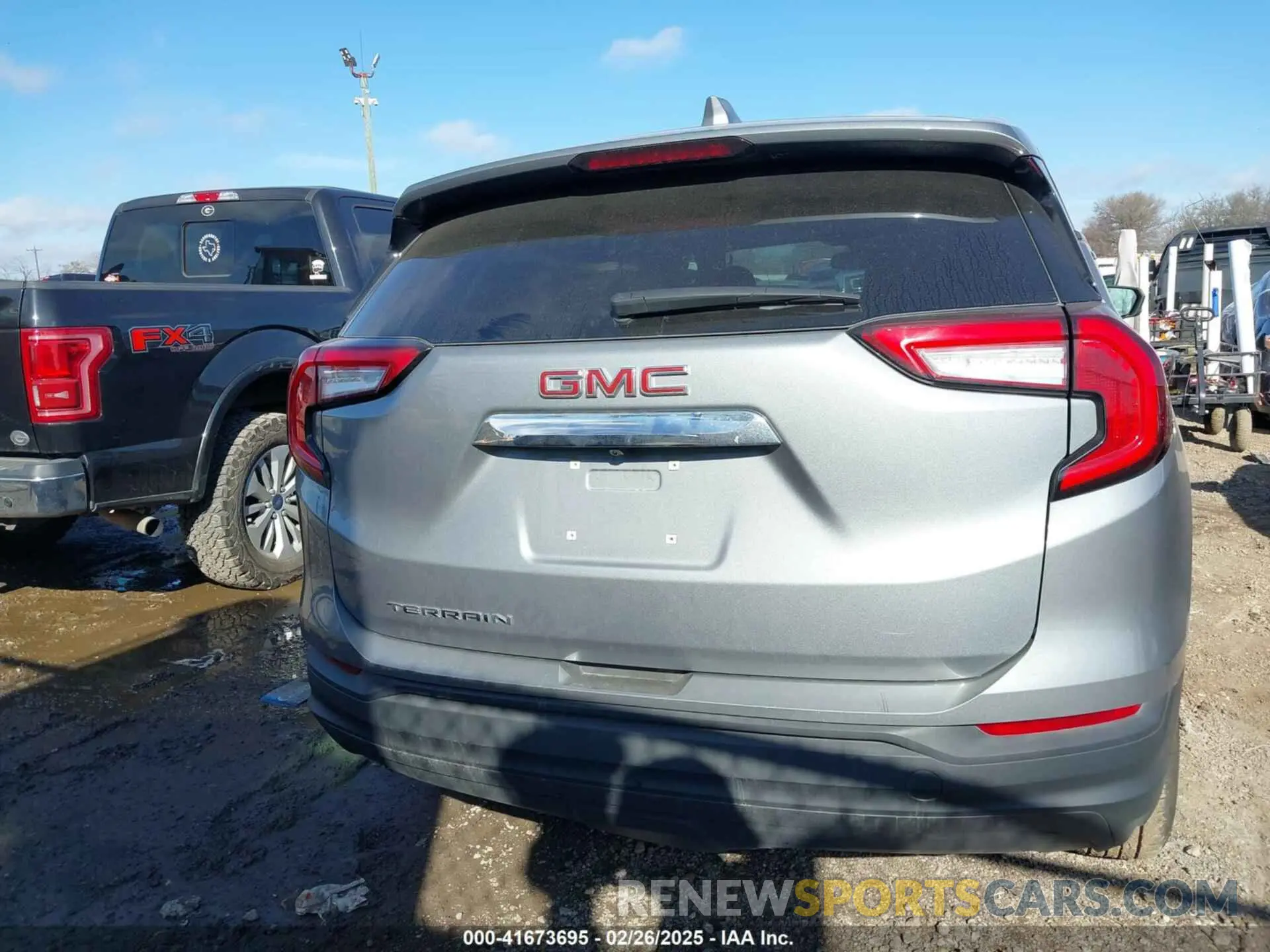 16 Photograph of a damaged car 3GKALMEG9RL372983 GMC TERRAIN 2024