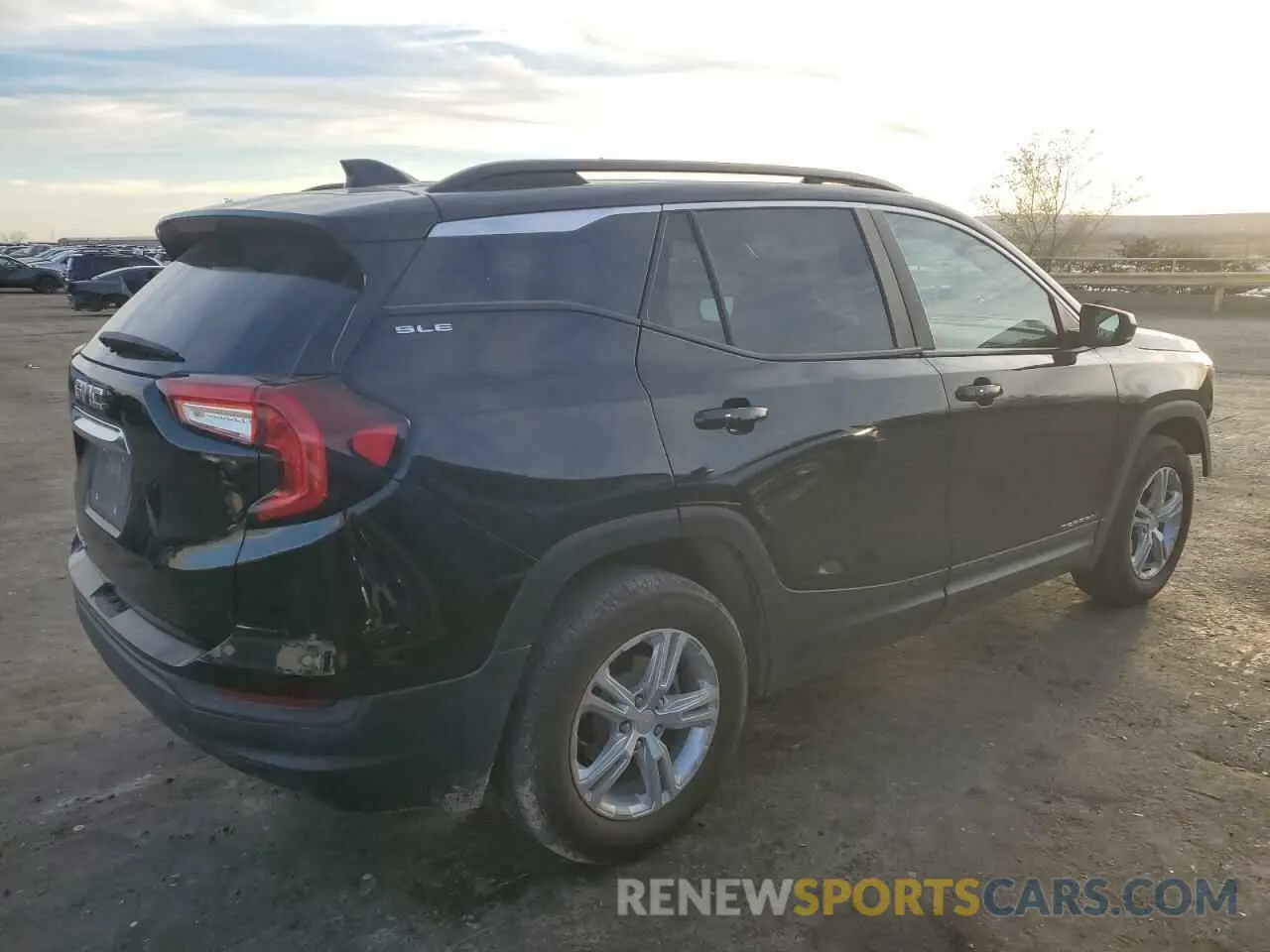 3 Photograph of a damaged car 3GKALMEGXRL301193 GMC TERRAIN 2024