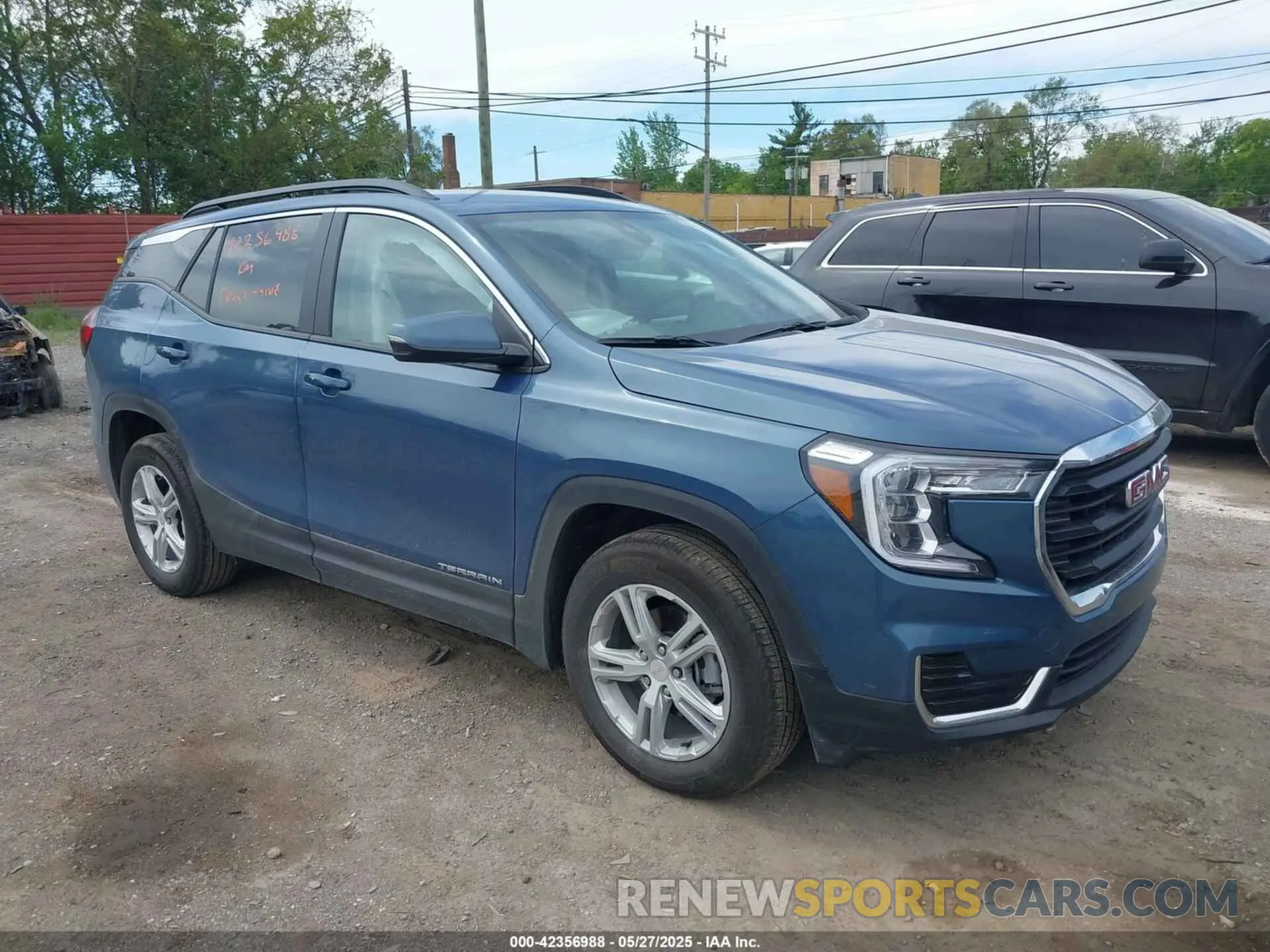 1 Photograph of a damaged car 3GKALMEGXRL389145 GMC TERRAIN 2024