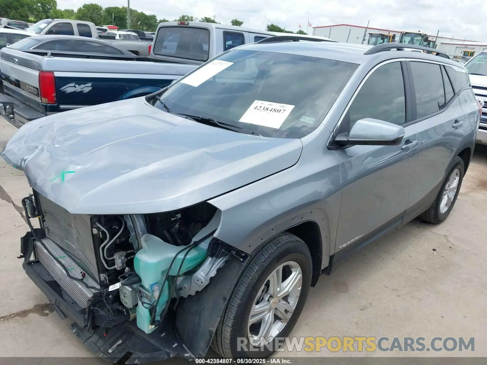 2 Photograph of a damaged car 3GKALMEGXRL394331 GMC TERRAIN 2024