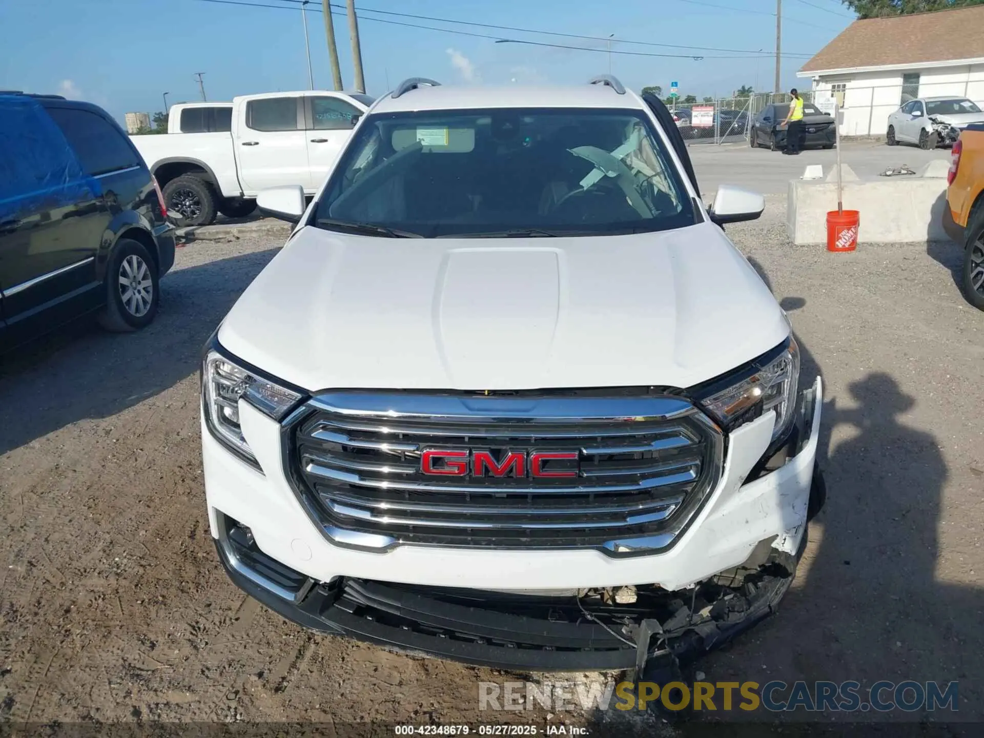 12 Photograph of a damaged car 3GKALPEG3RL186373 GMC TERRAIN 2024