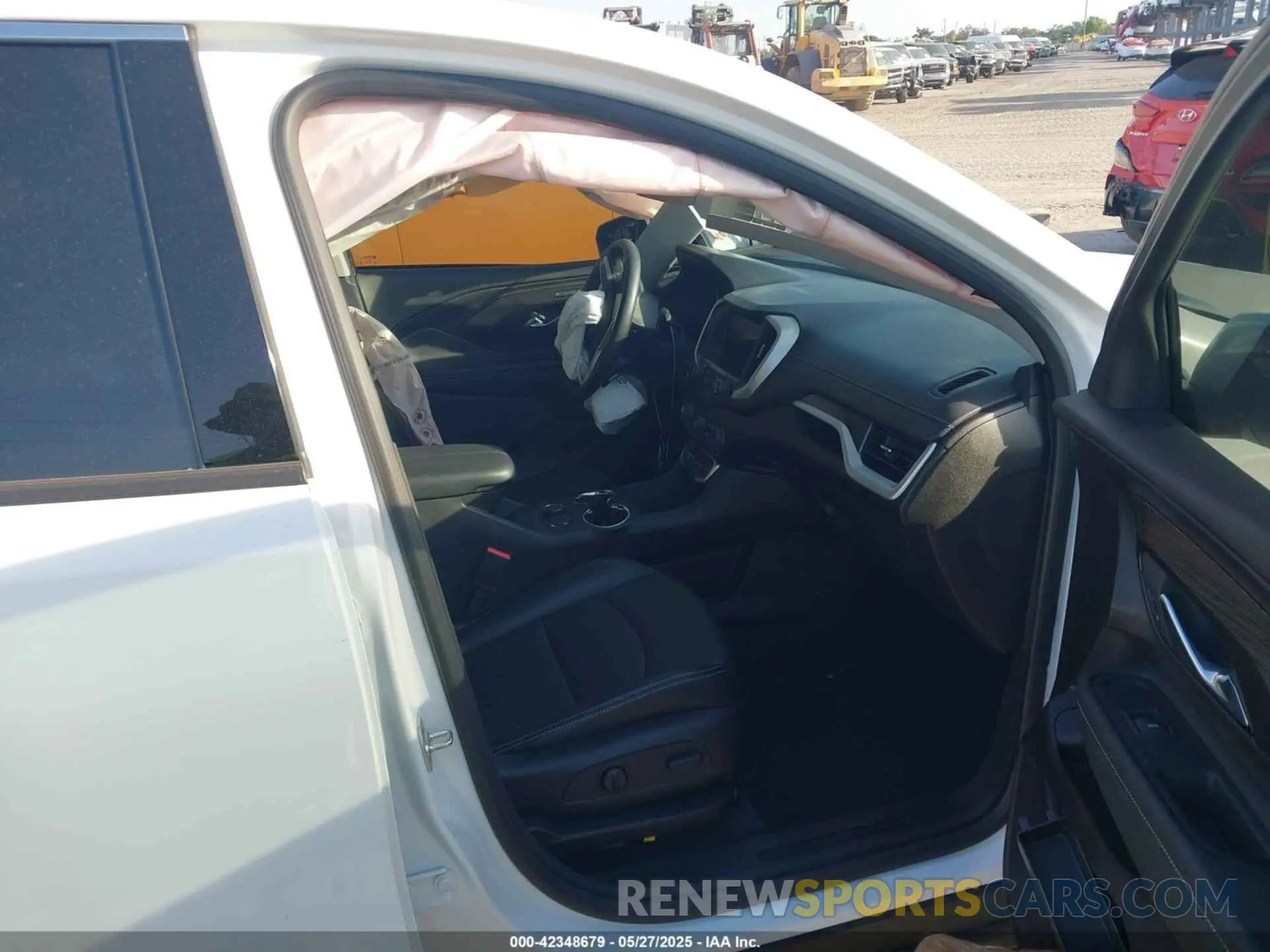 5 Photograph of a damaged car 3GKALPEG3RL186373 GMC TERRAIN 2024
