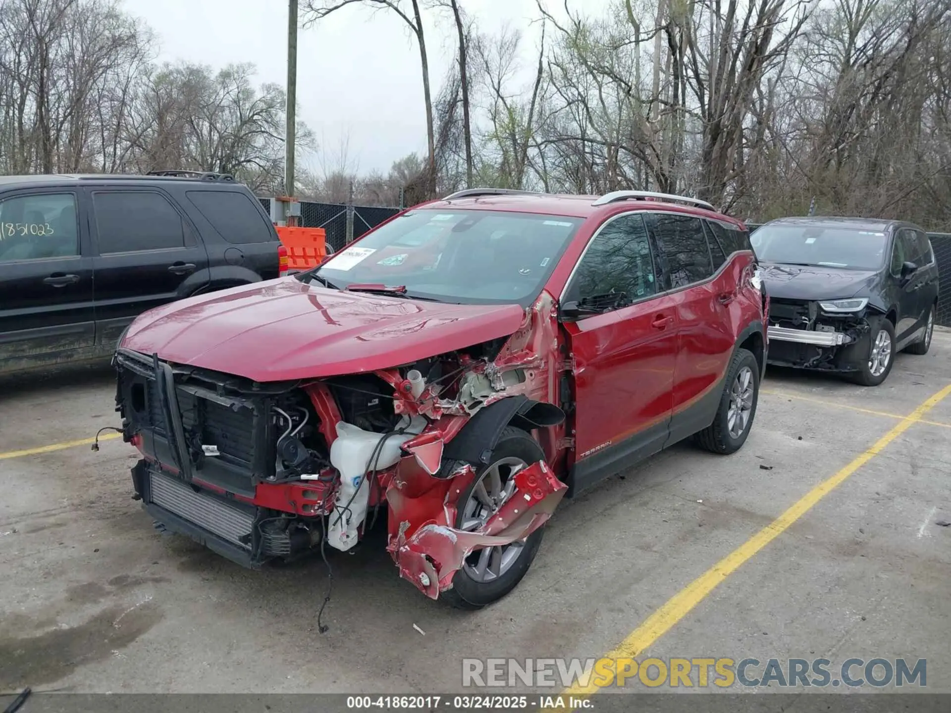 2 Photograph of a damaged car 3GKALPEG5RL142276 GMC TERRAIN 2024