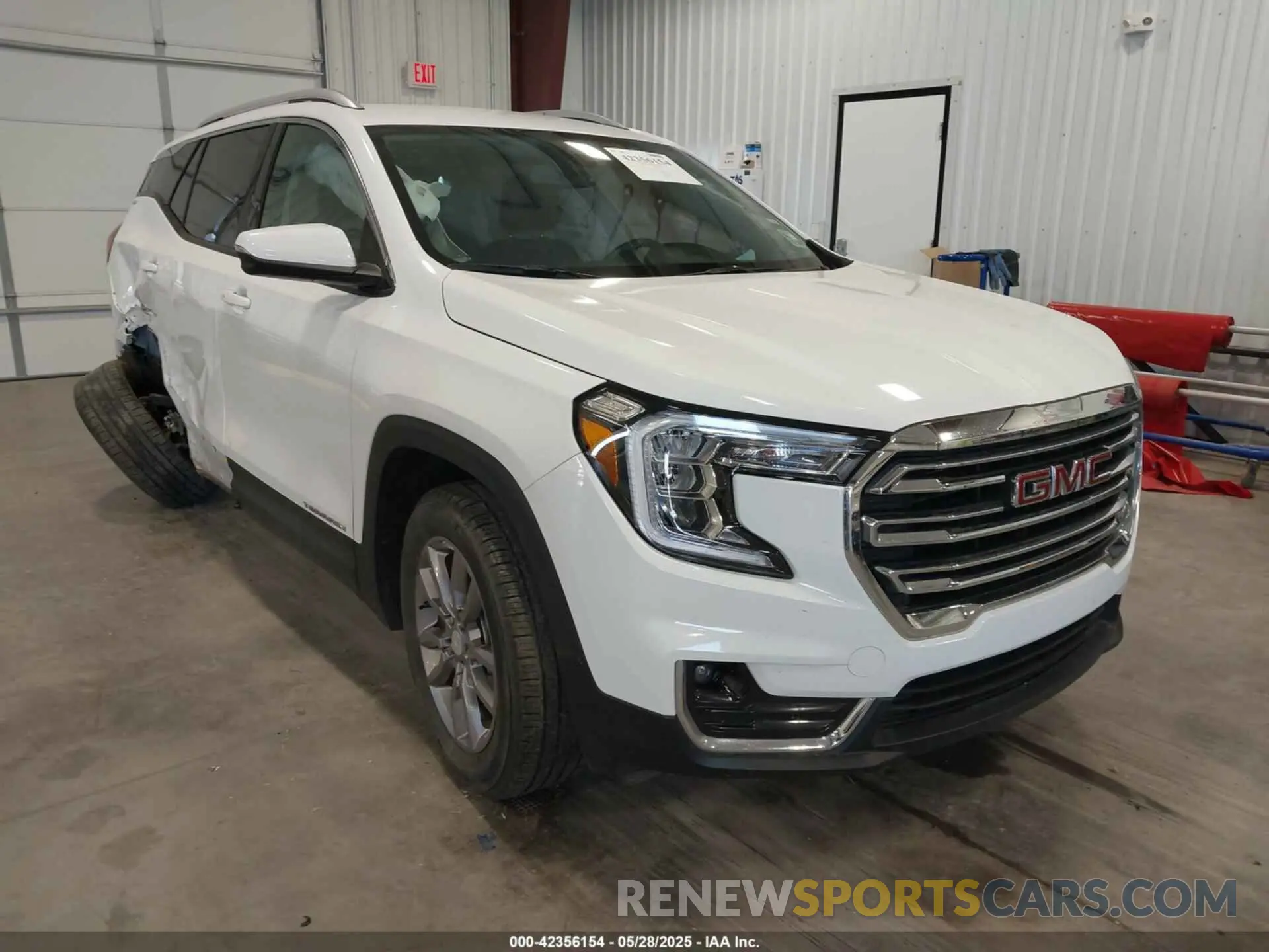1 Photograph of a damaged car 3GKALPEG5RL192448 GMC TERRAIN 2024