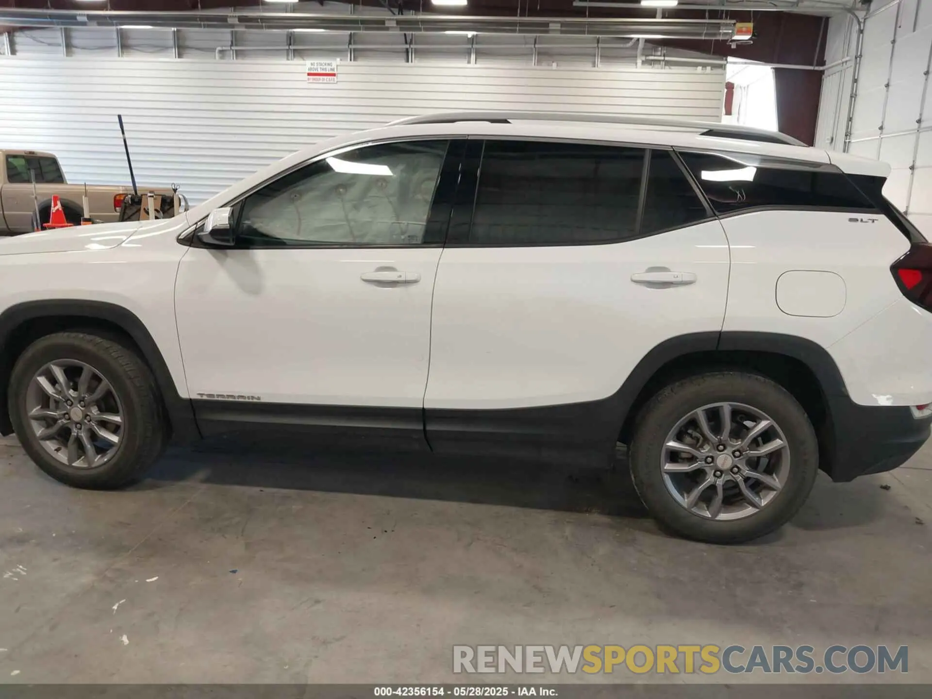 15 Photograph of a damaged car 3GKALPEG5RL192448 GMC TERRAIN 2024