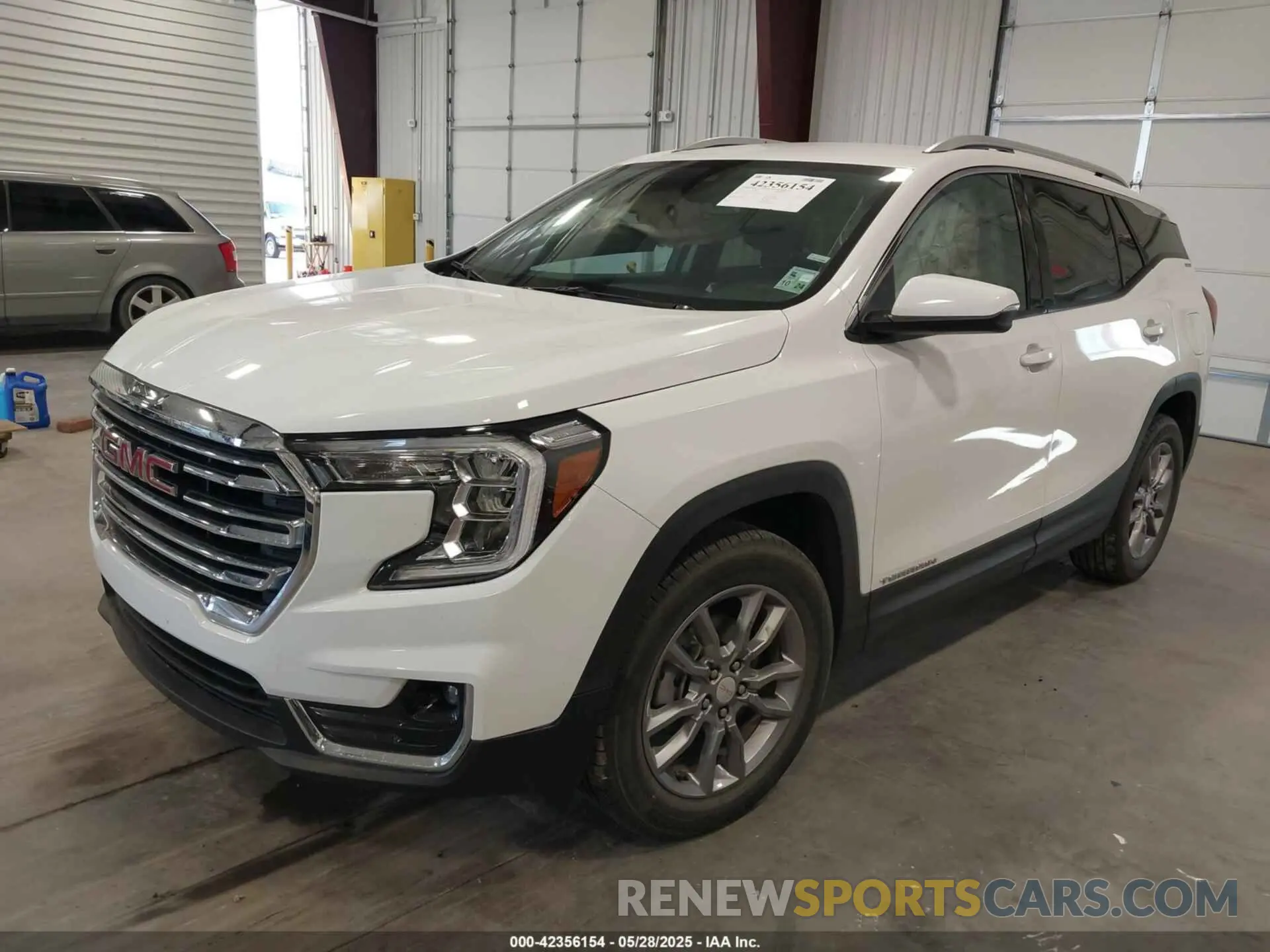 2 Photograph of a damaged car 3GKALPEG5RL192448 GMC TERRAIN 2024