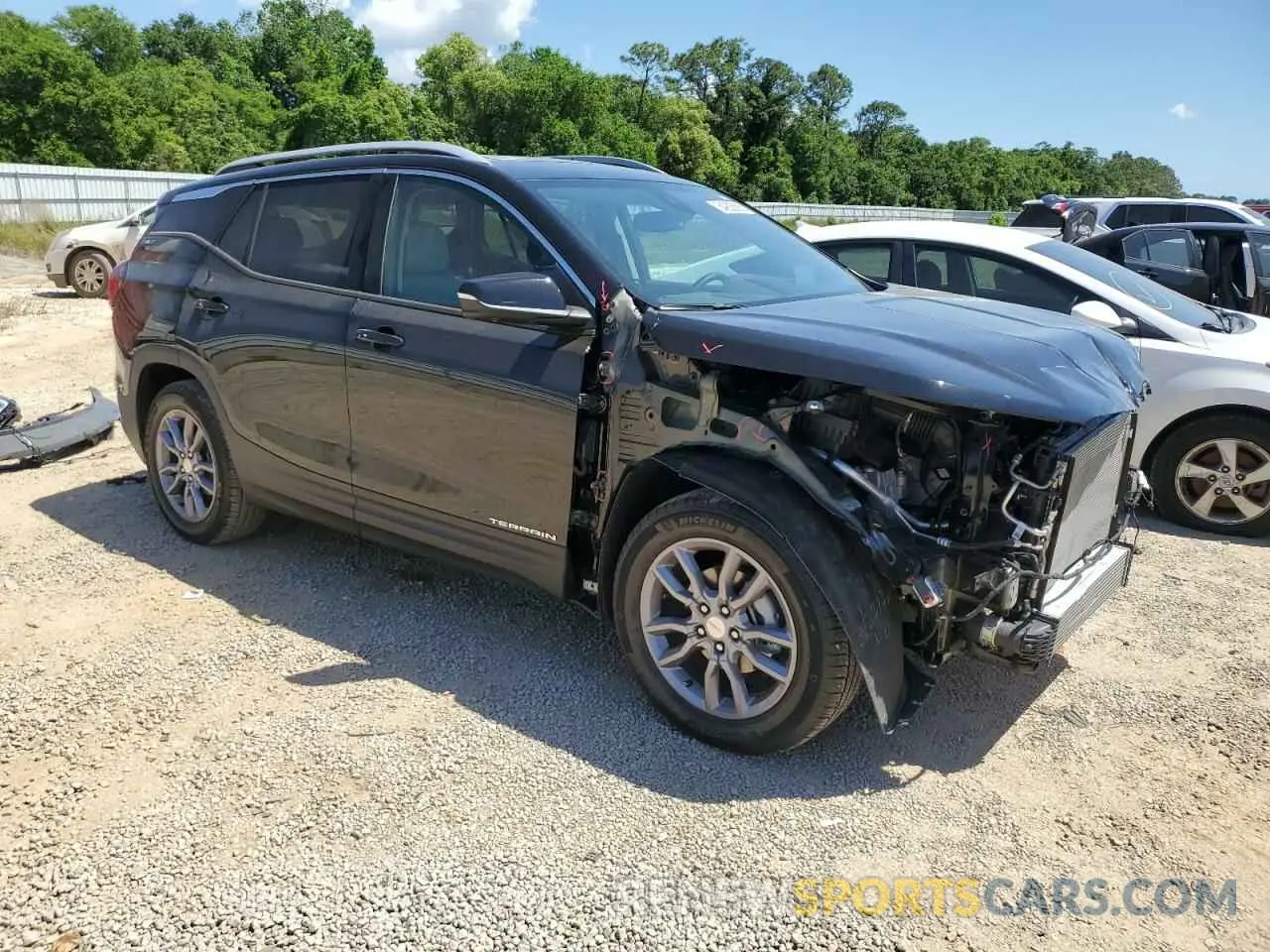 4 Photograph of a damaged car 3GKALPEG7RL397558 GMC TERRAIN 2024