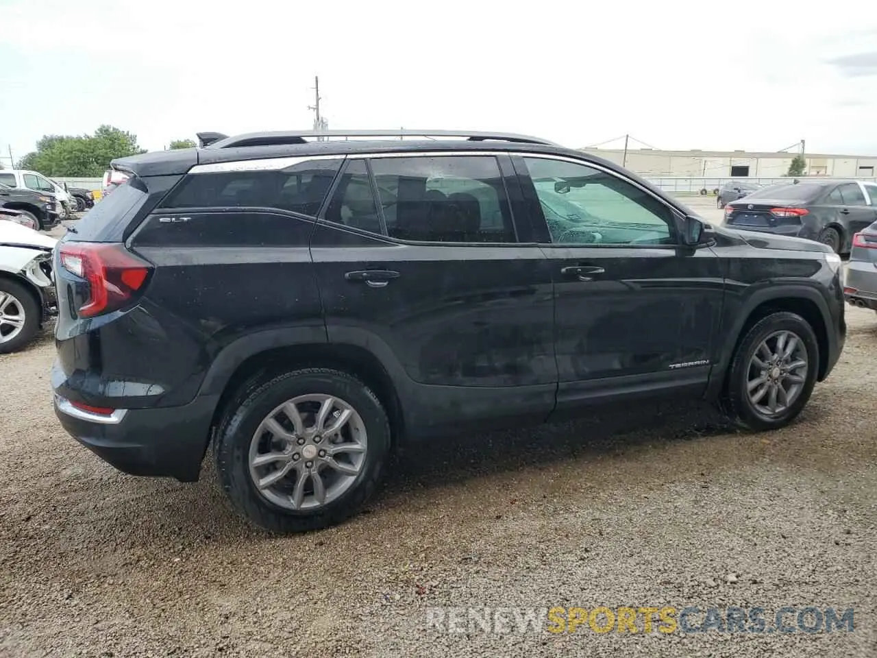 3 Photograph of a damaged car 3GKALPEG8RL269622 GMC TERRAIN 2024