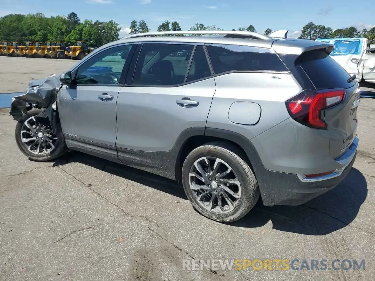 2 Photograph of a damaged car 3GKALPEG8RL401553 GMC TERRAIN 2024