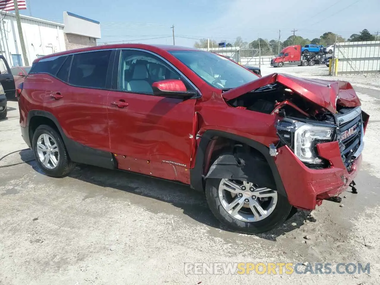 4 Photograph of a damaged car 3GKALTEG0RL294376 GMC TERRAIN 2024