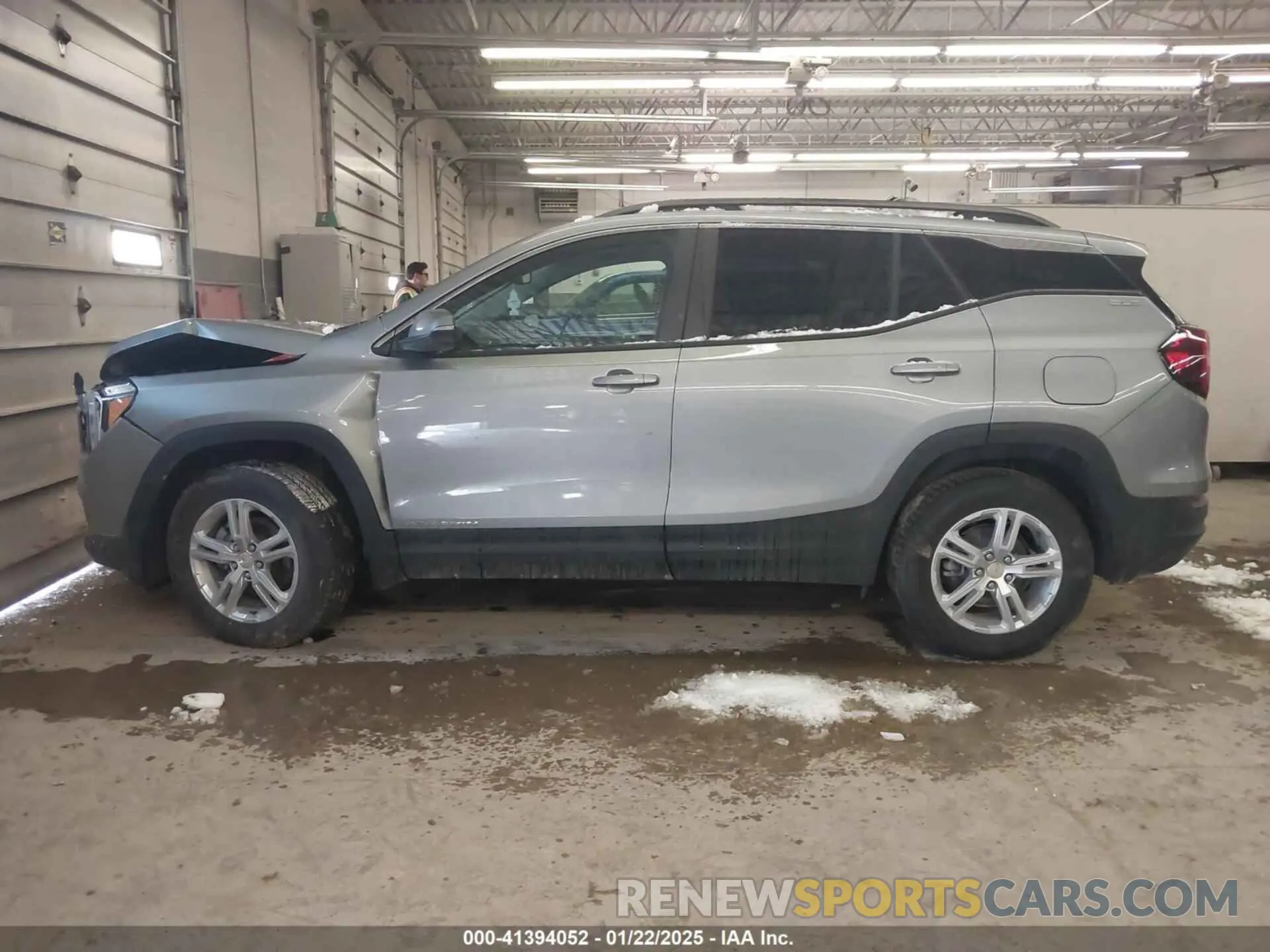 14 Photograph of a damaged car 3GKALTEG1RL379405 GMC TERRAIN 2024