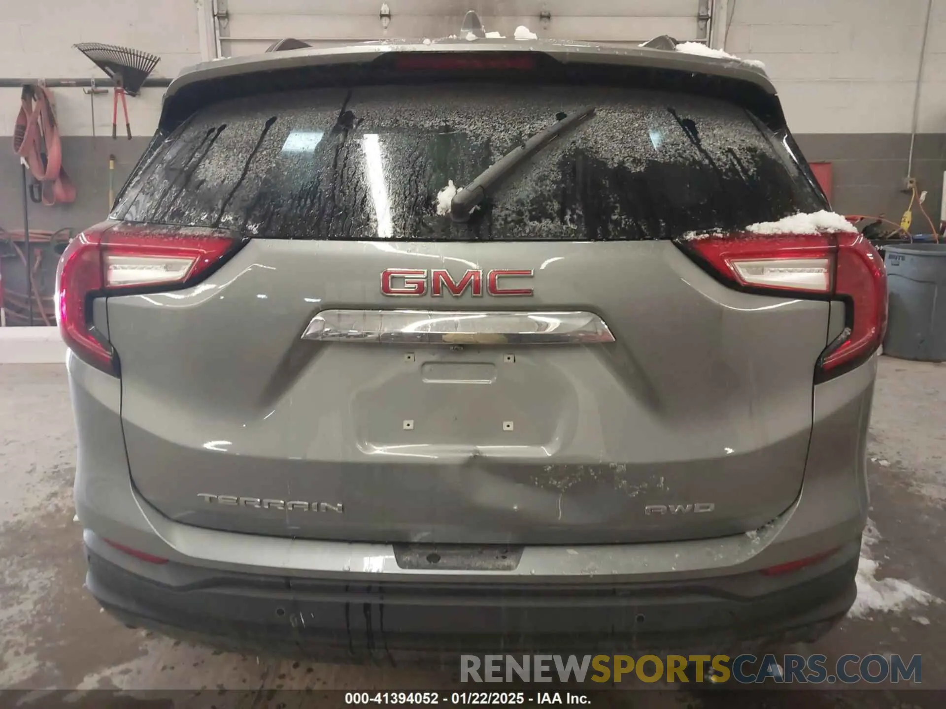 16 Photograph of a damaged car 3GKALTEG1RL379405 GMC TERRAIN 2024