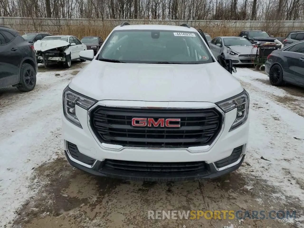 5 Photograph of a damaged car 3GKALTEG3RL169100 GMC TERRAIN 2024