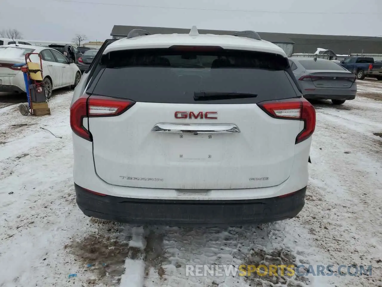 6 Photograph of a damaged car 3GKALTEG3RL169100 GMC TERRAIN 2024