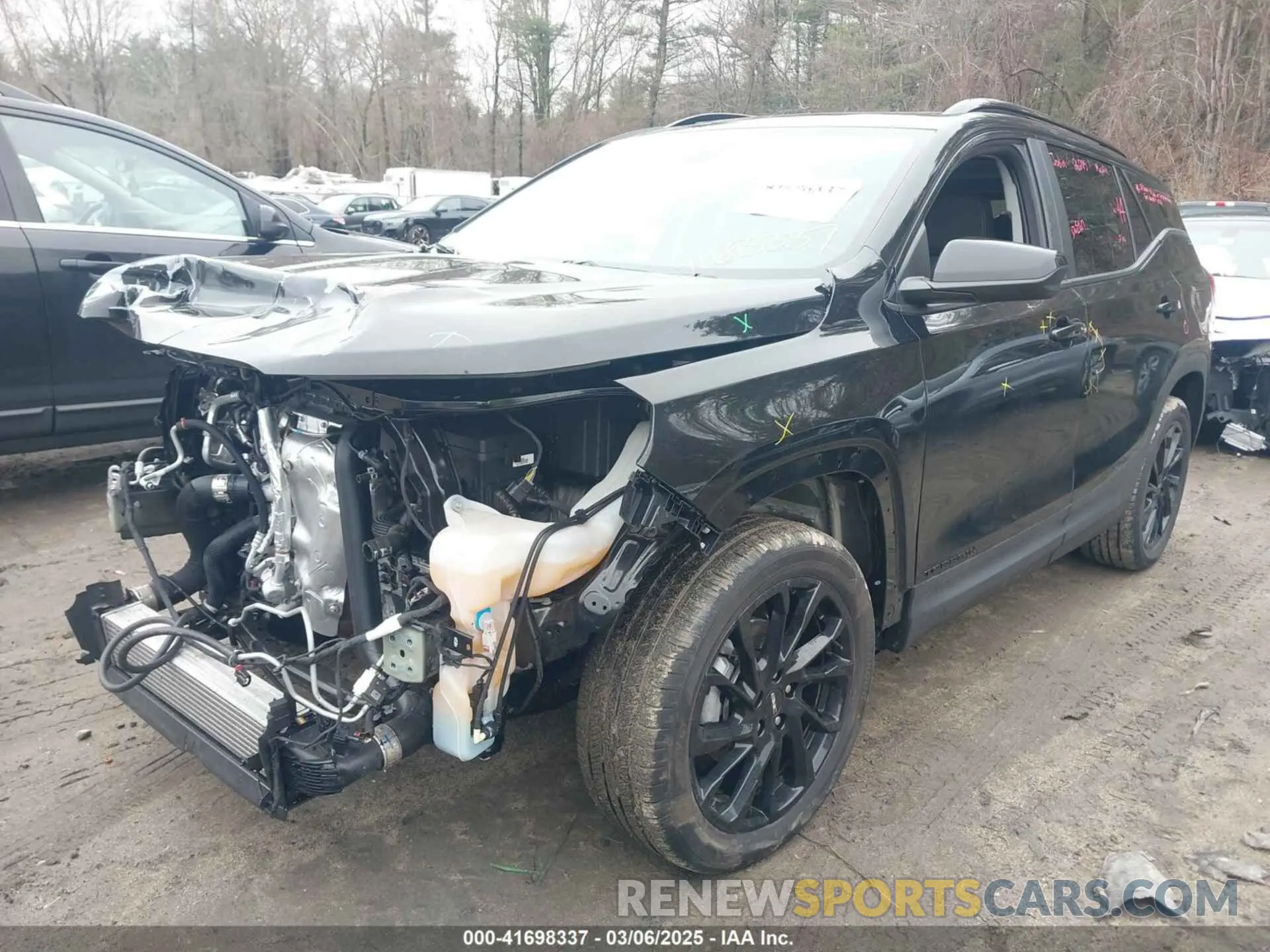 2 Photograph of a damaged car 3GKALTEG3RL320792 GMC TERRAIN 2024