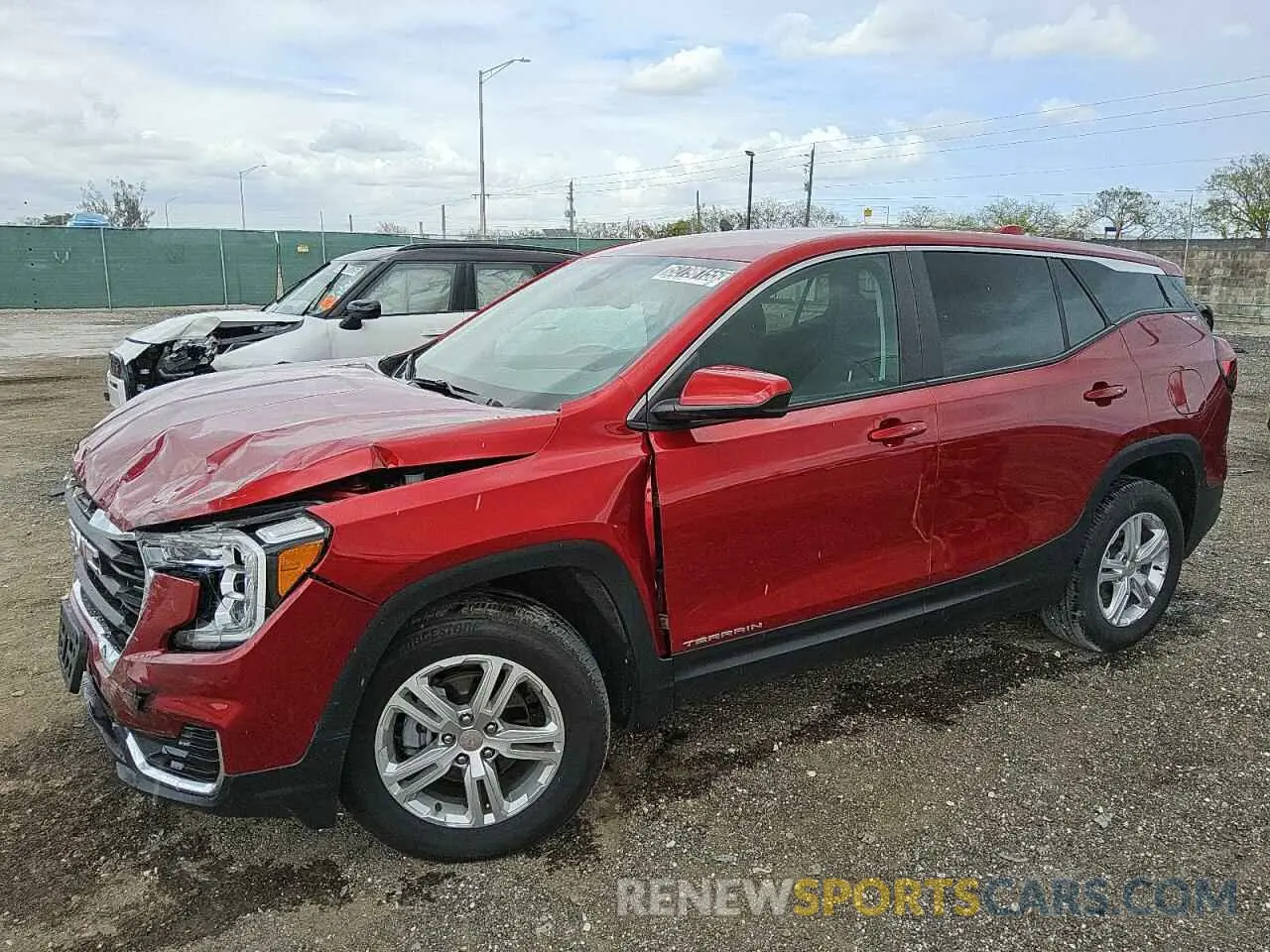 1 Photograph of a damaged car 3GKALTEG3RL359270 GMC TERRAIN 2024