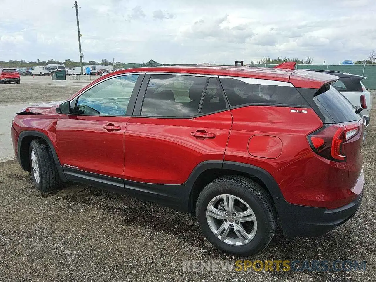 2 Photograph of a damaged car 3GKALTEG3RL359270 GMC TERRAIN 2024