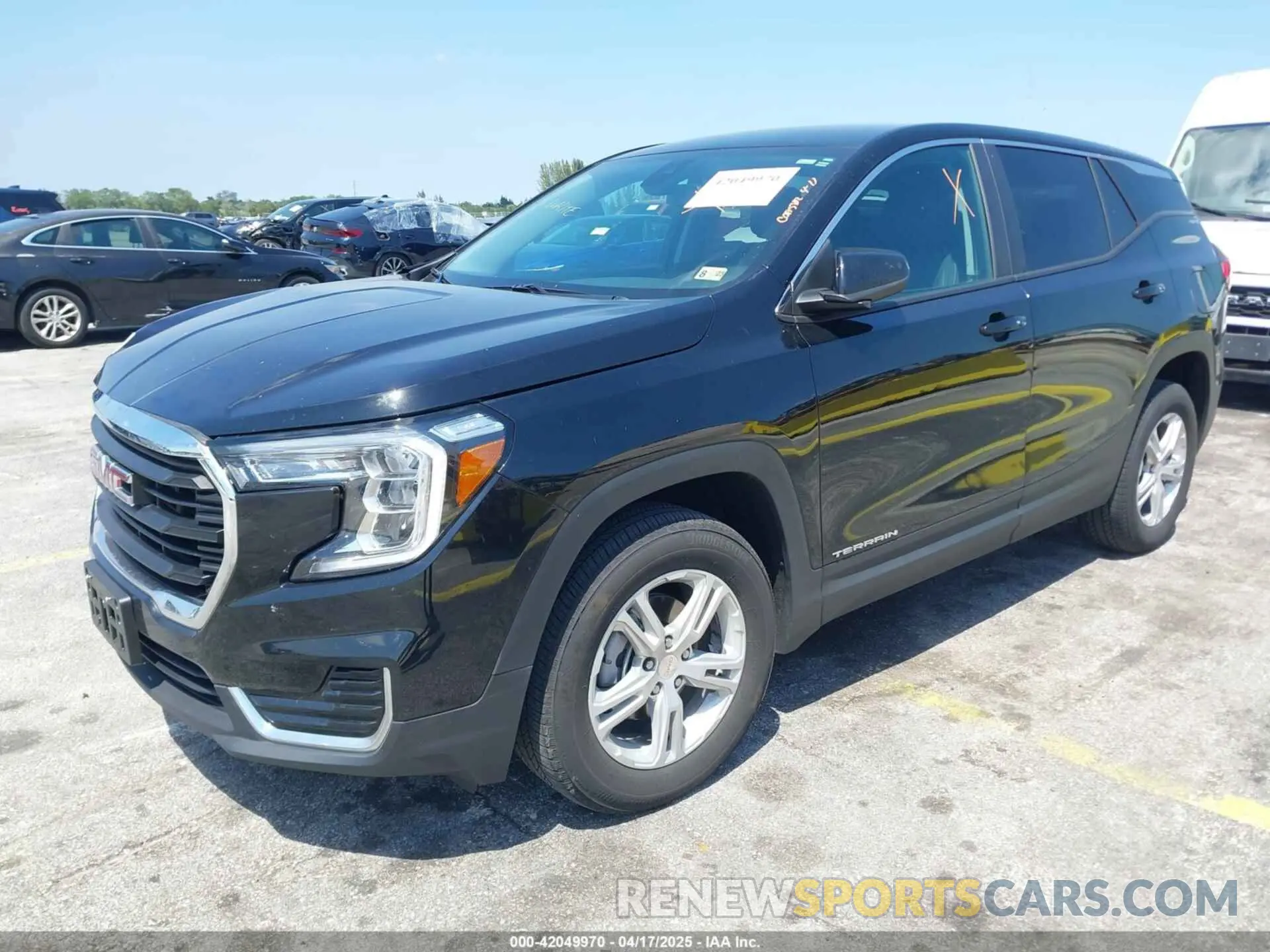2 Photograph of a damaged car 3GKALTEG3RL376294 GMC TERRAIN 2024