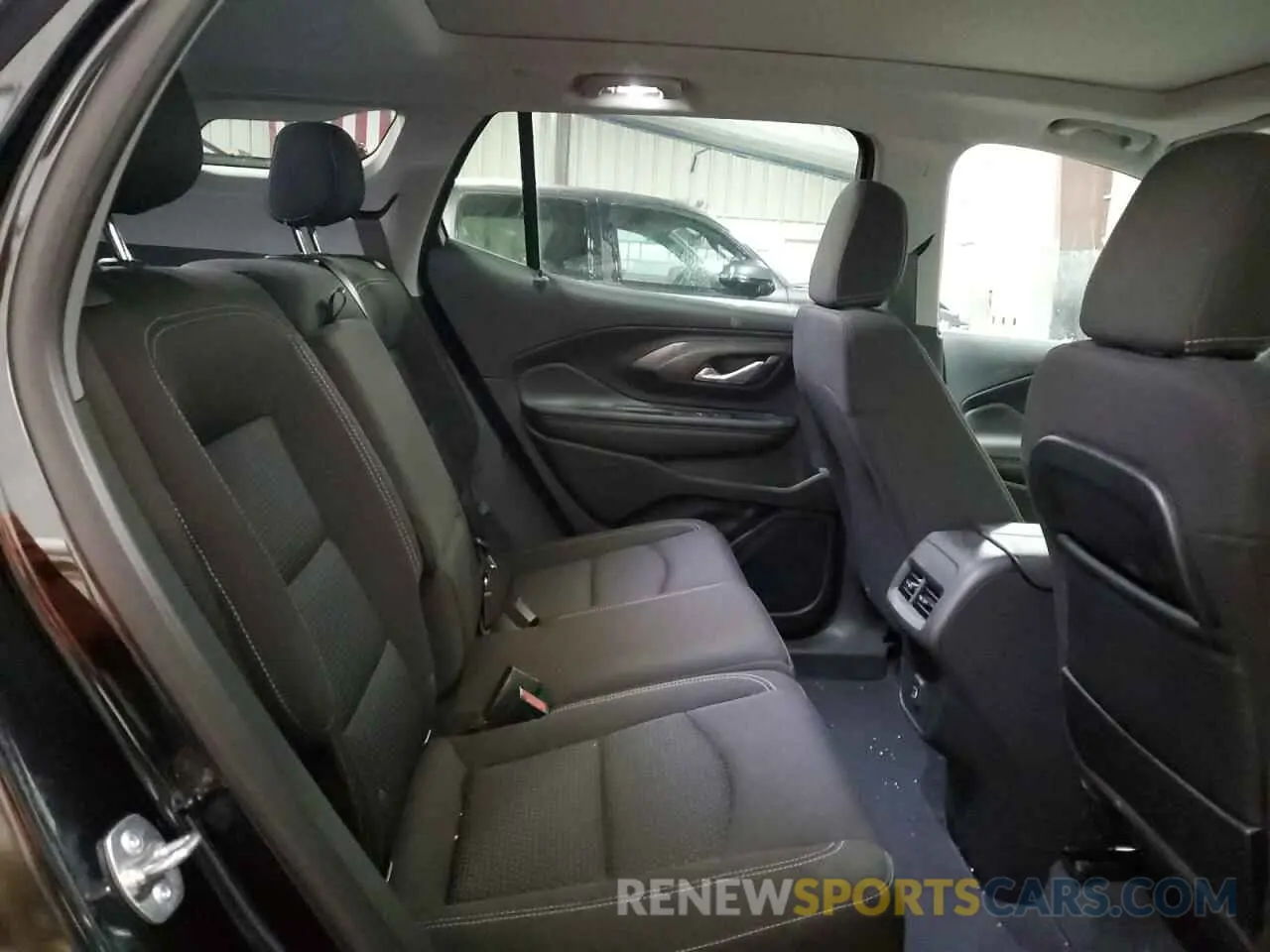 11 Photograph of a damaged car 3GKALTEG3RL386064 GMC TERRAIN 2024