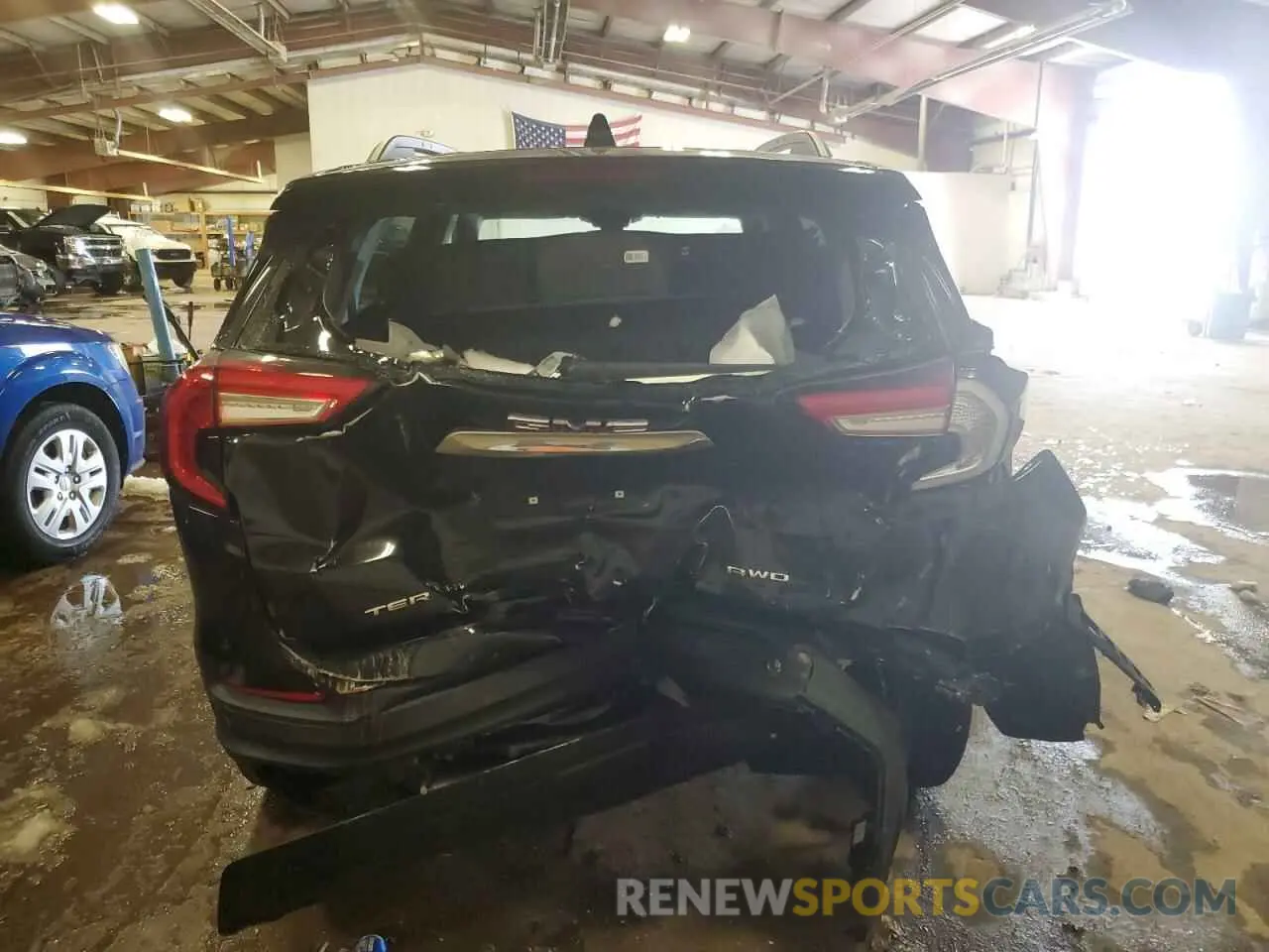 6 Photograph of a damaged car 3GKALTEG3RL392446 GMC TERRAIN 2024
