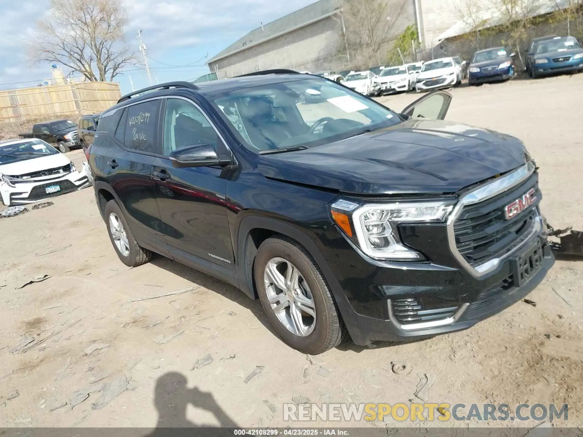 1 Photograph of a damaged car 3GKALTEG4RL121704 GMC TERRAIN 2024