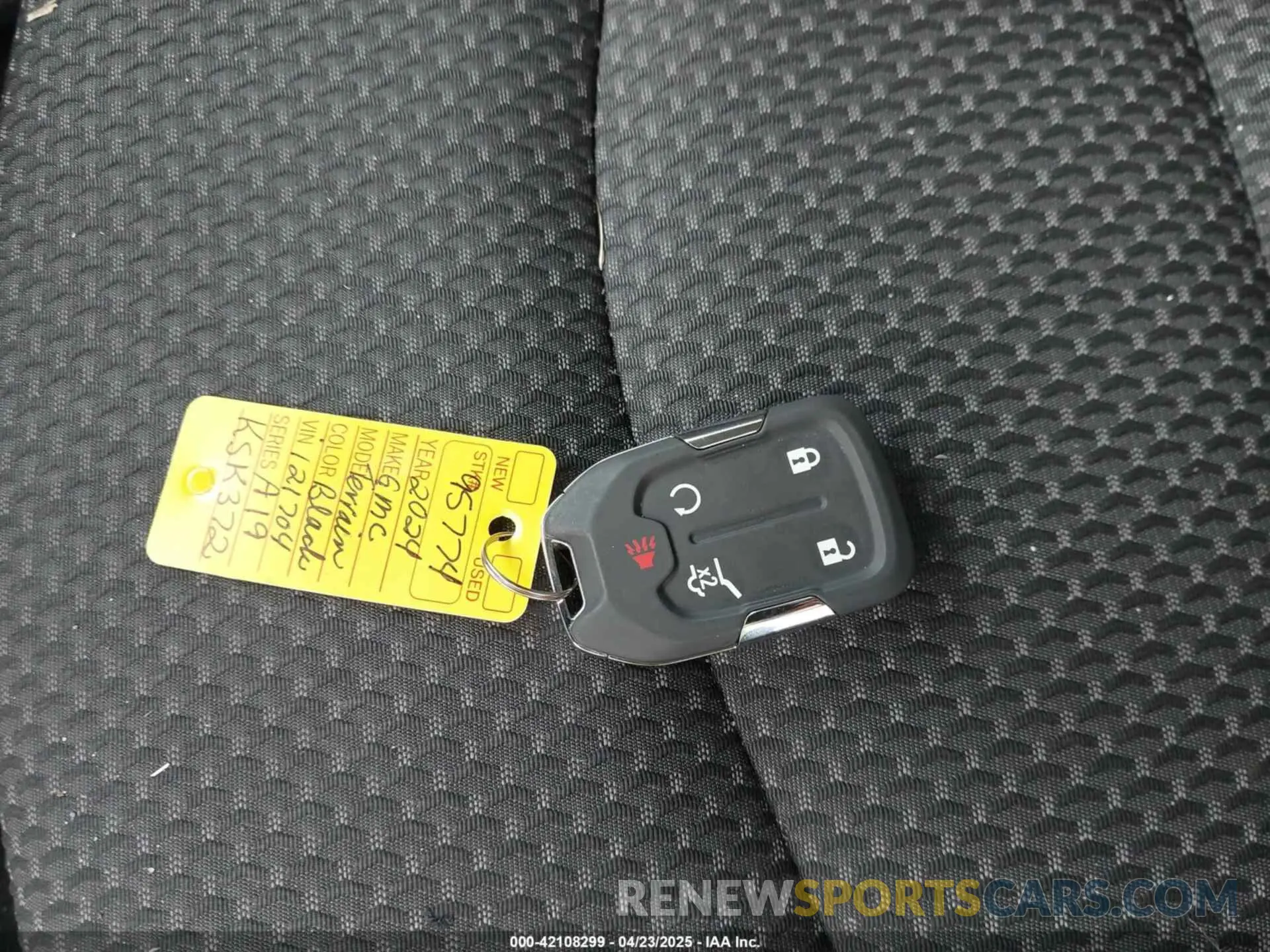 11 Photograph of a damaged car 3GKALTEG4RL121704 GMC TERRAIN 2024