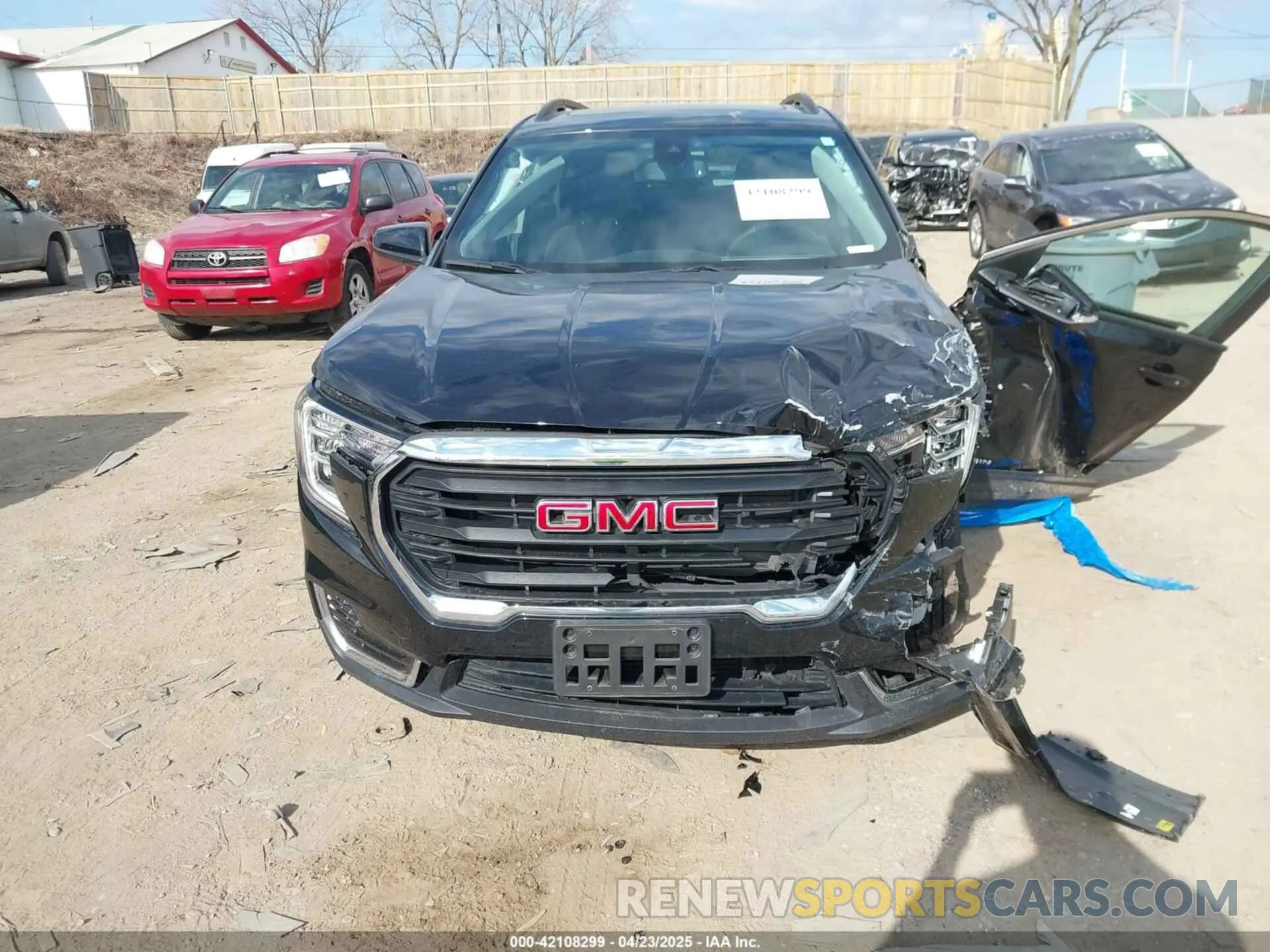 12 Photograph of a damaged car 3GKALTEG4RL121704 GMC TERRAIN 2024