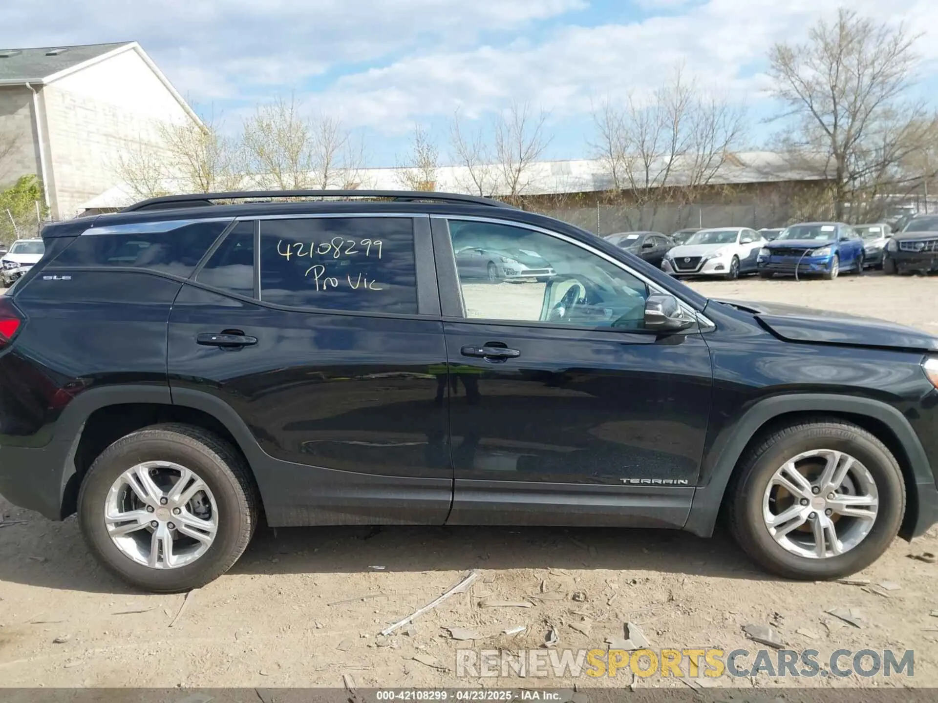 13 Photograph of a damaged car 3GKALTEG4RL121704 GMC TERRAIN 2024