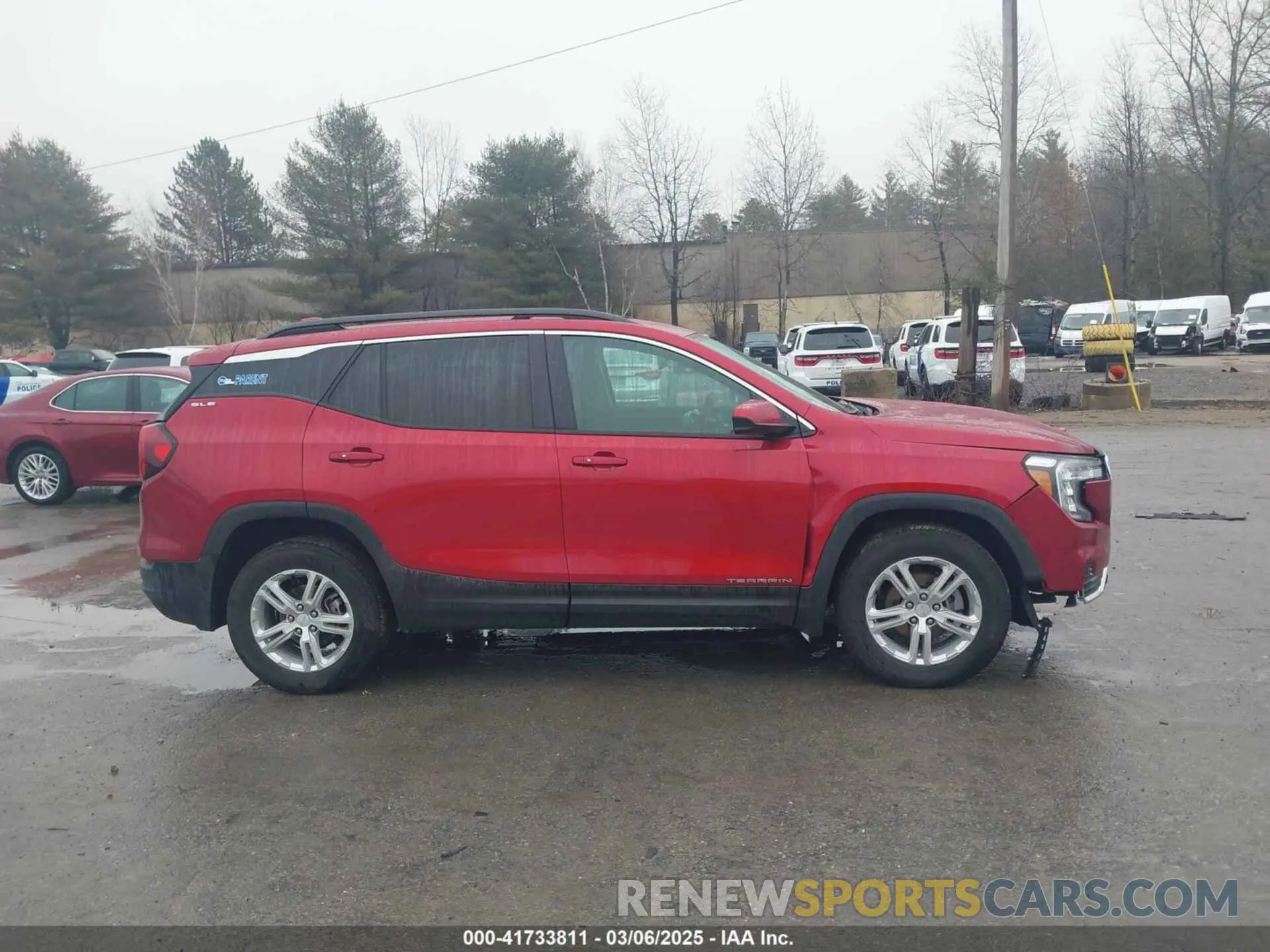 13 Photograph of a damaged car 3GKALTEG4RL162236 GMC TERRAIN 2024