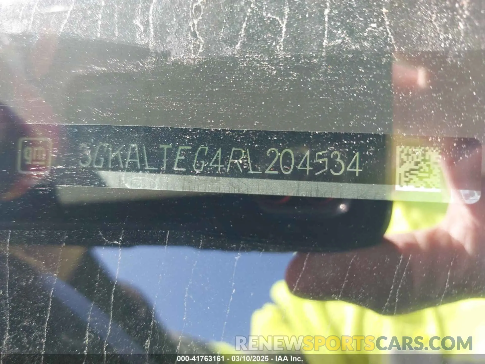 9 Photograph of a damaged car 3GKALTEG4RL204534 GMC TERRAIN 2024