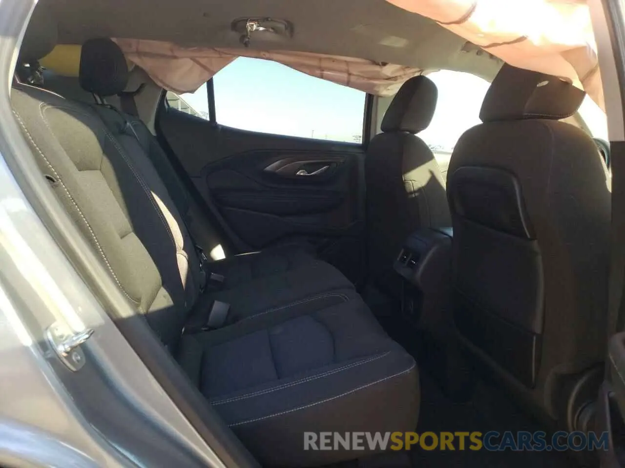 10 Photograph of a damaged car 3GKALTEG4RL209507 GMC TERRAIN 2024