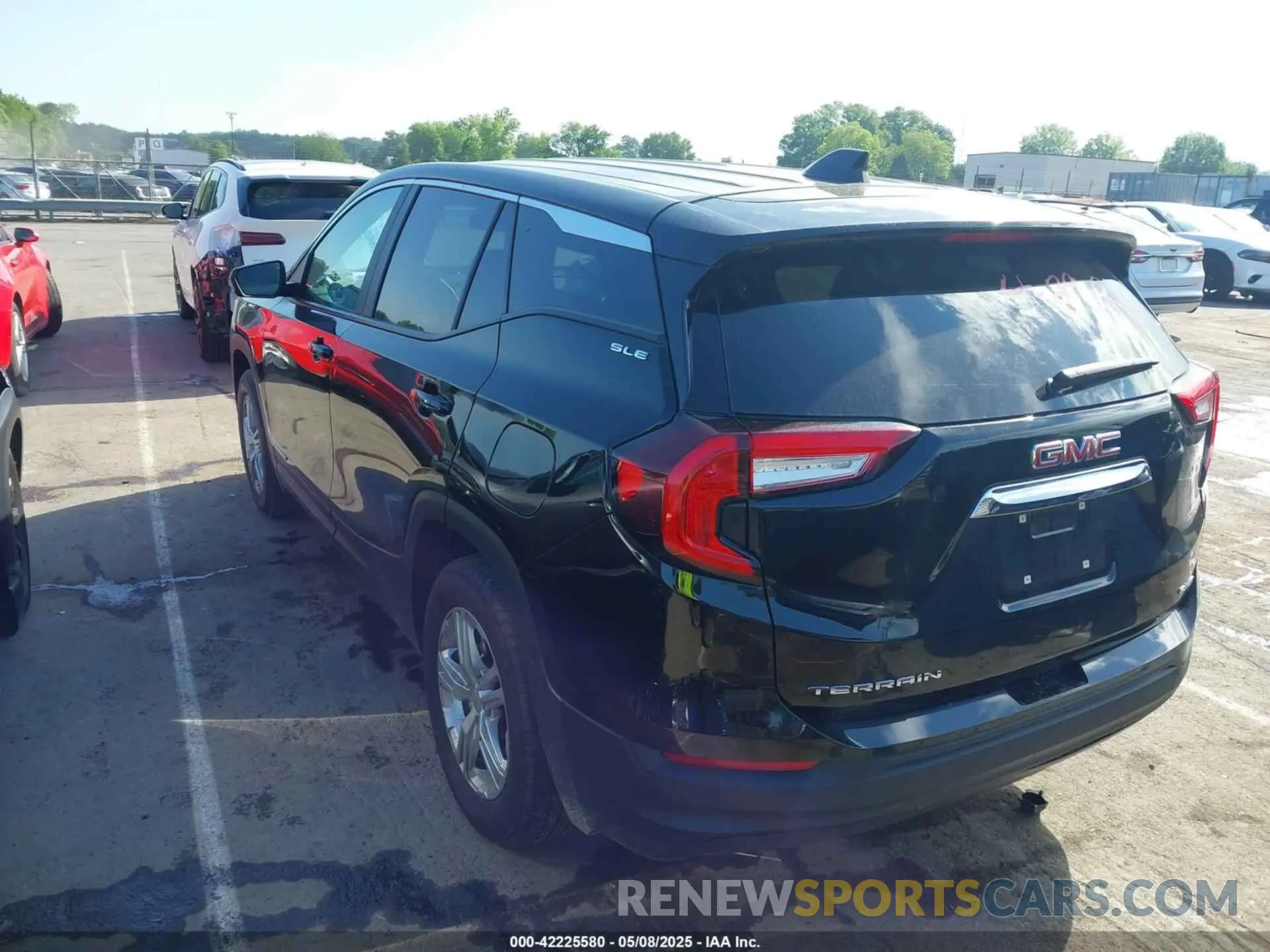3 Photograph of a damaged car 3GKALTEG4RL272736 GMC TERRAIN 2024