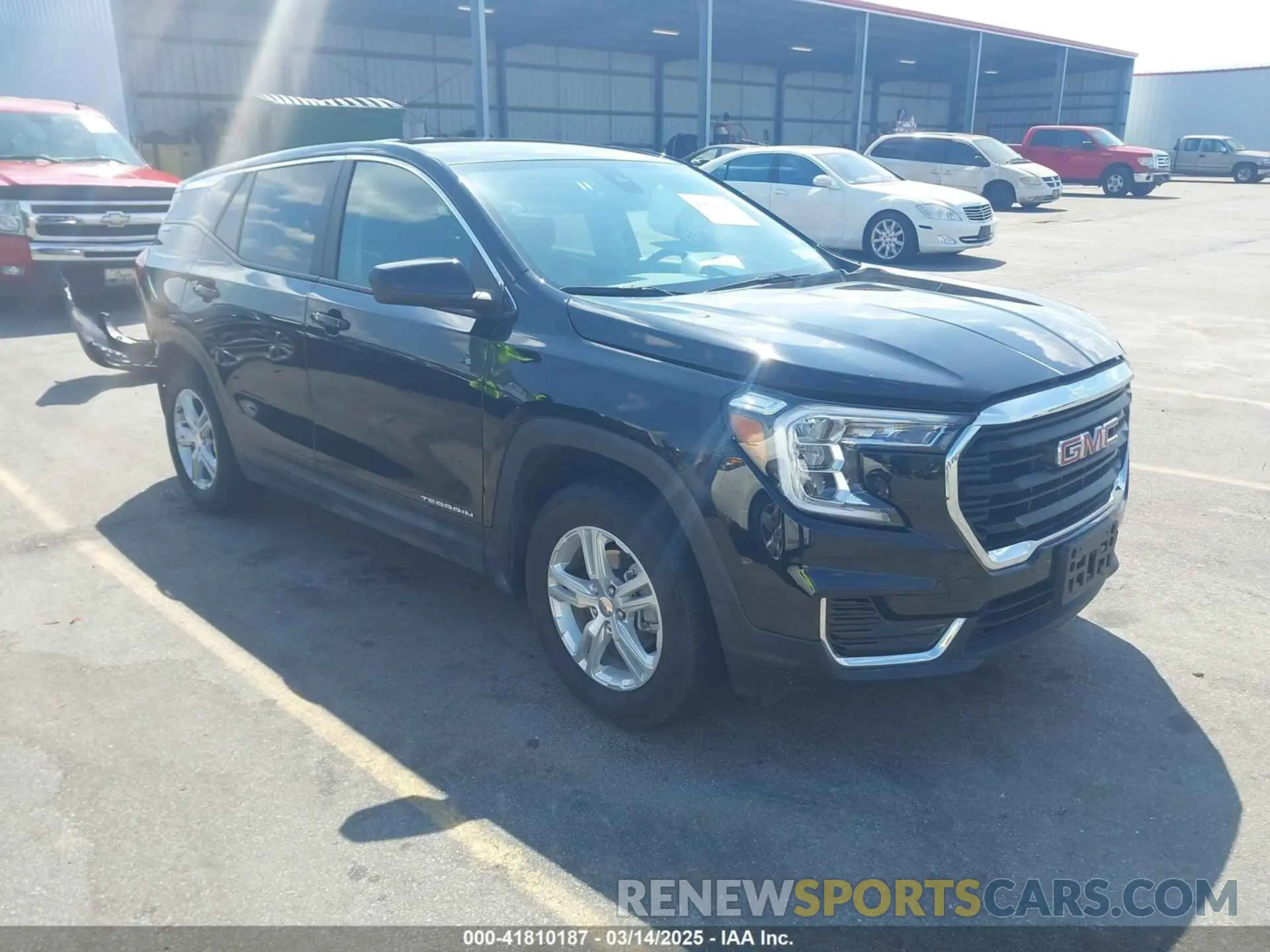 1 Photograph of a damaged car 3GKALTEG5RL376264 GMC TERRAIN 2024