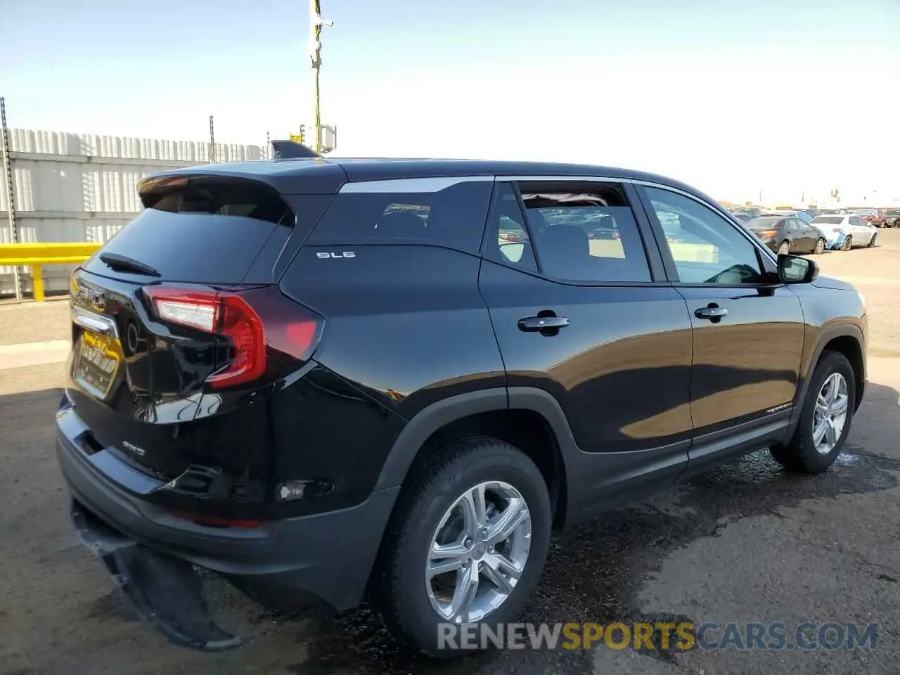 3 Photograph of a damaged car 3GKALTEG6RL375009 GMC TERRAIN 2024