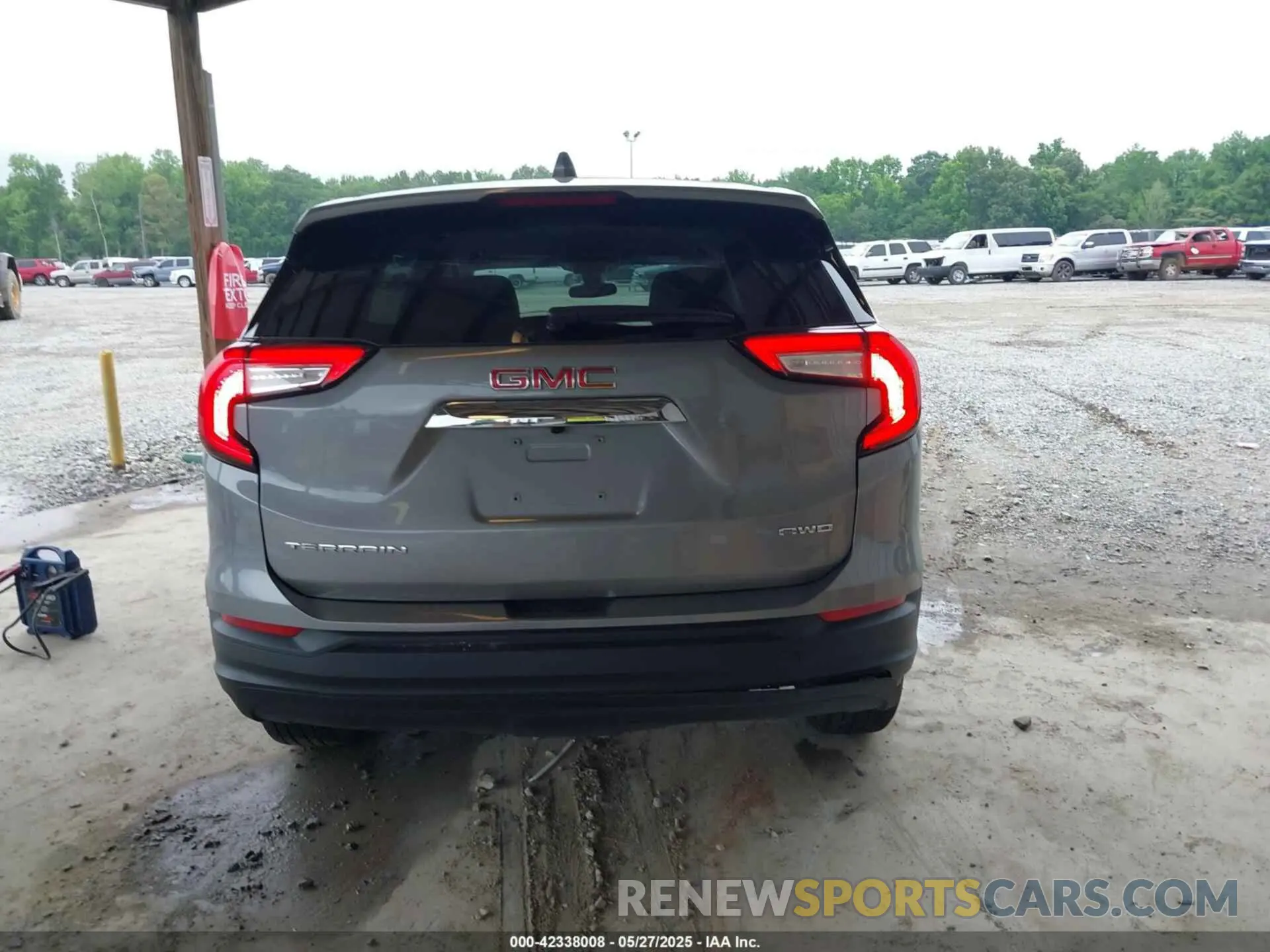 15 Photograph of a damaged car 3GKALTEG7RL346411 GMC TERRAIN 2024