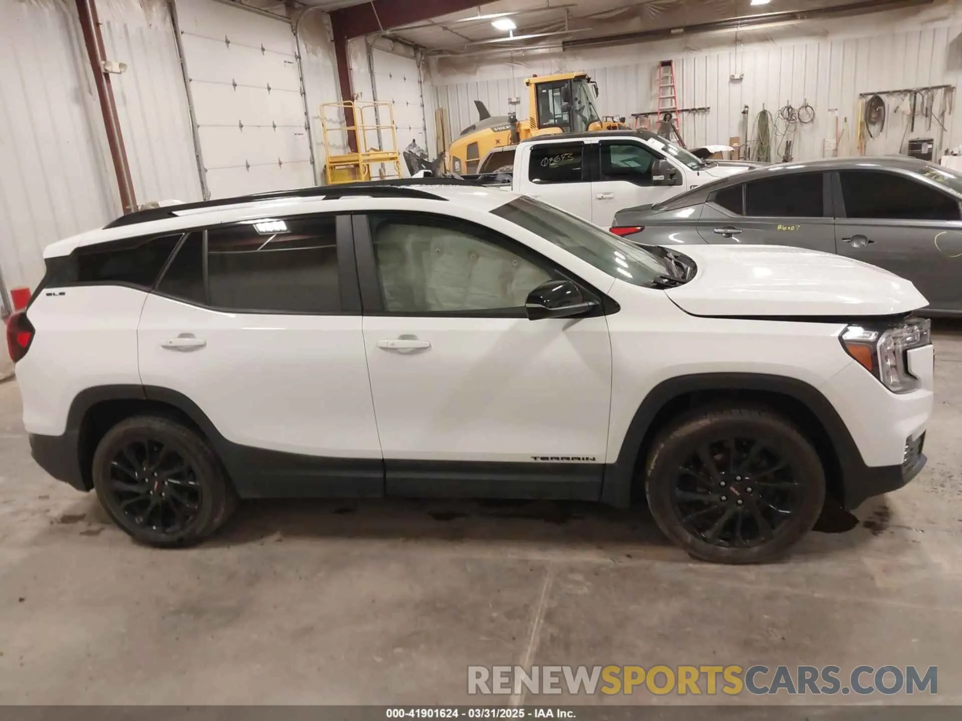 13 Photograph of a damaged car 3GKALTEG8RL211776 GMC TERRAIN 2024