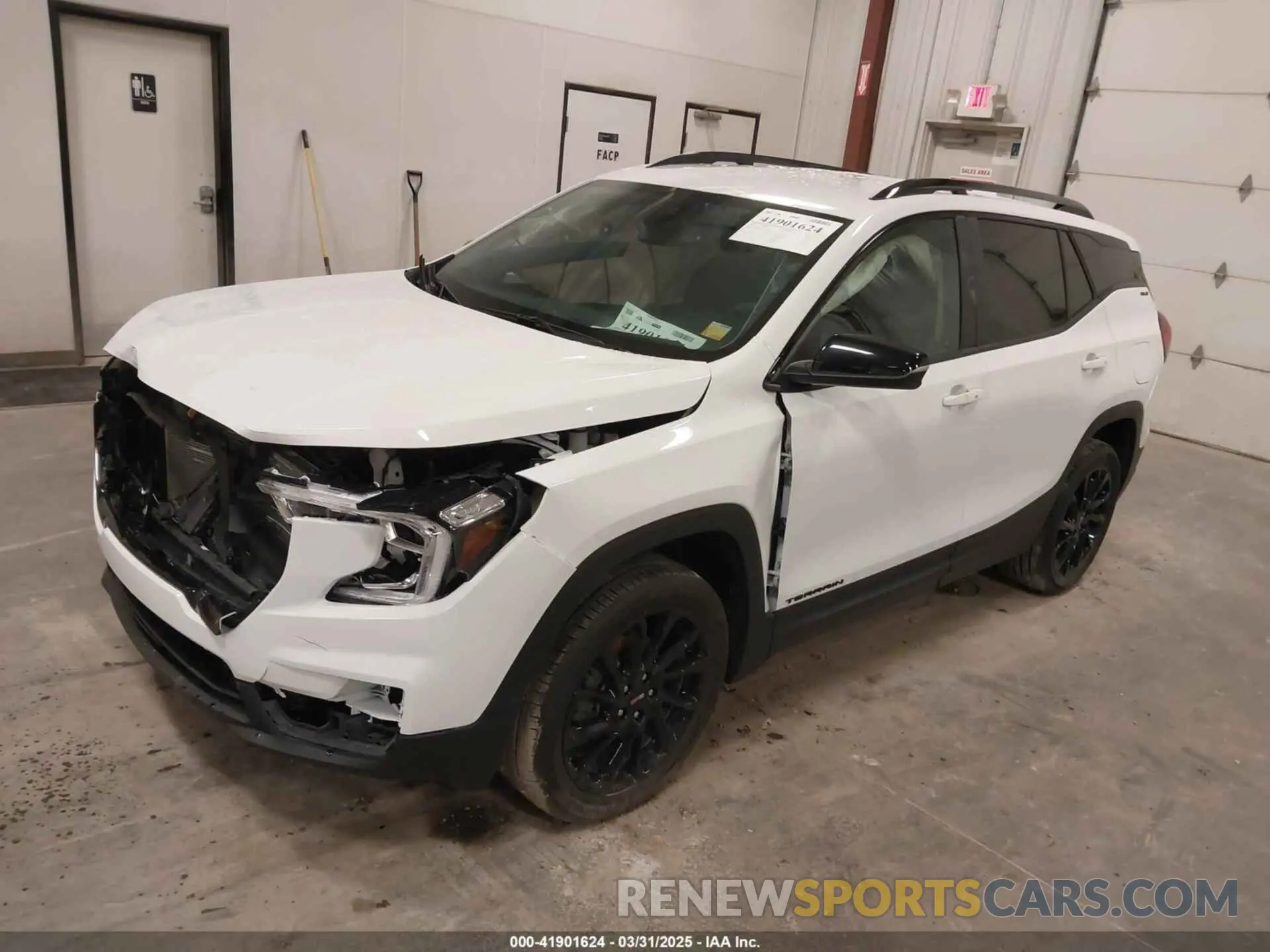 2 Photograph of a damaged car 3GKALTEG8RL211776 GMC TERRAIN 2024