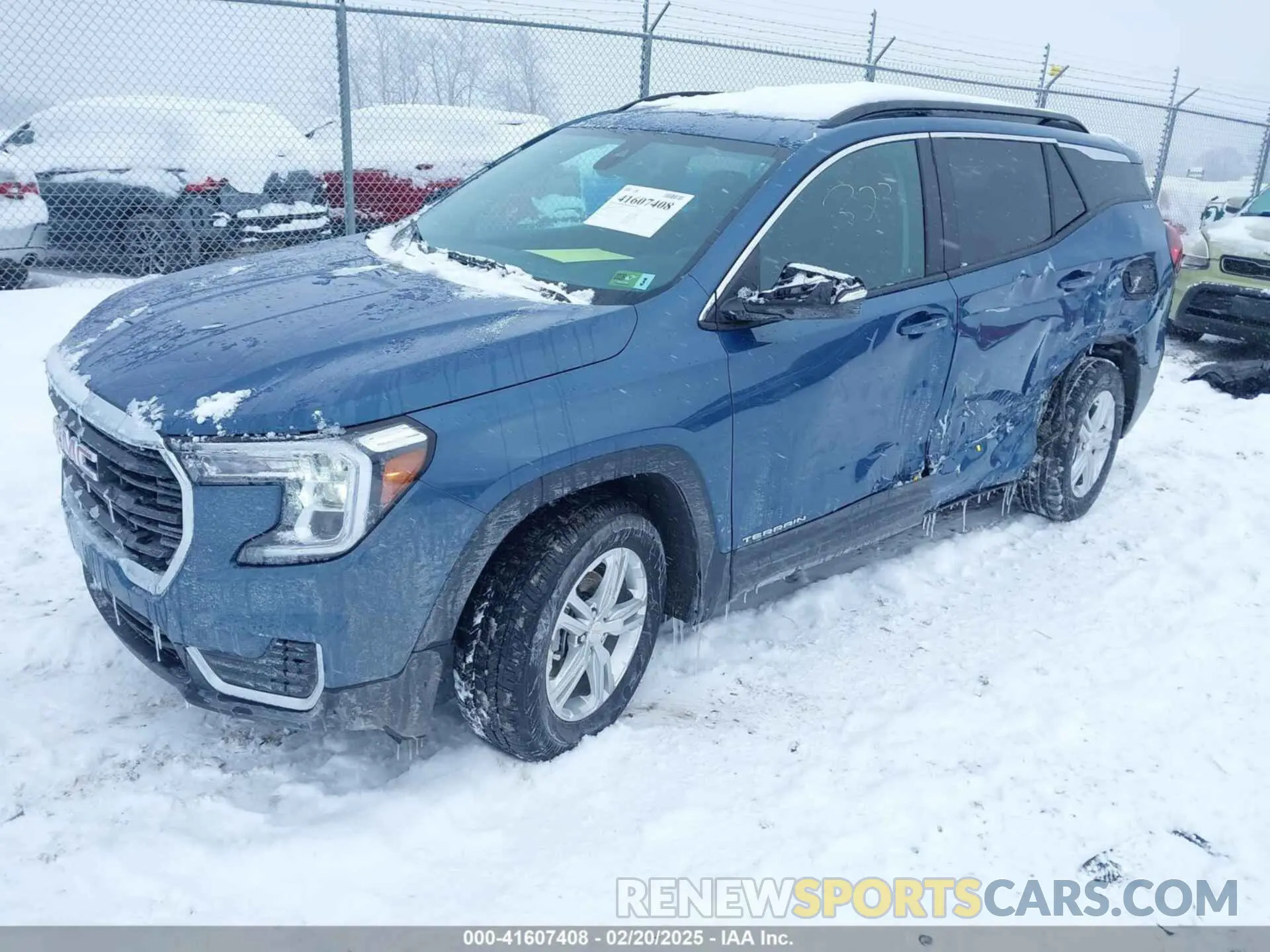 2 Photograph of a damaged car 3GKALTEG8RL279172 GMC TERRAIN 2024